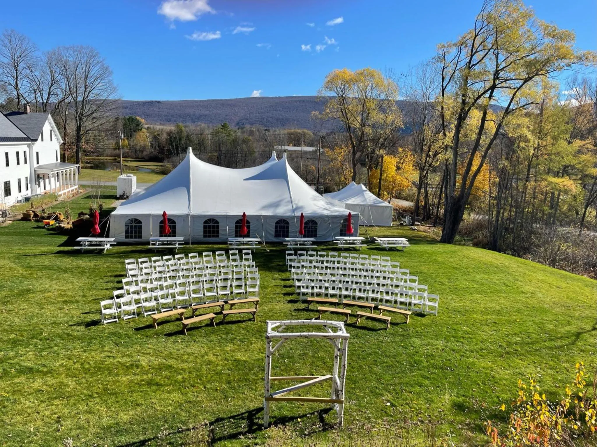 wedding in The Barnstead Inn
