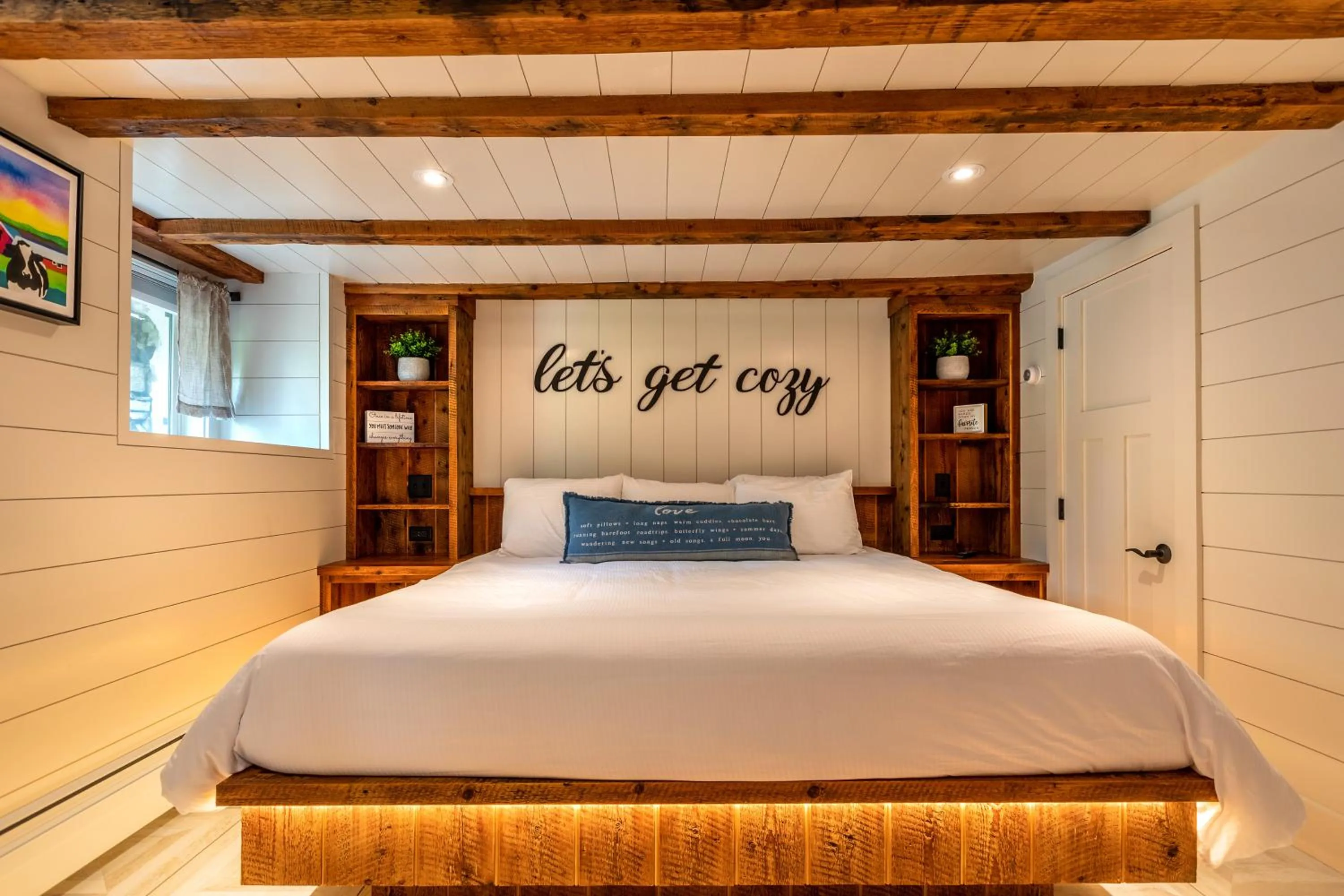 Bed in The Barnstead Inn