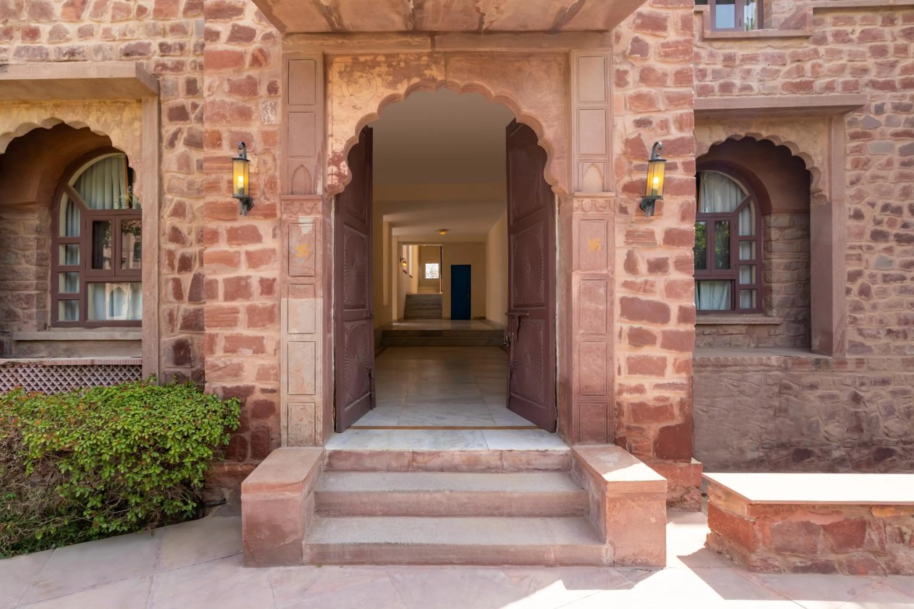 Facade/entrance in Bijolai Palace - A Inde Hotel , Jodhpur