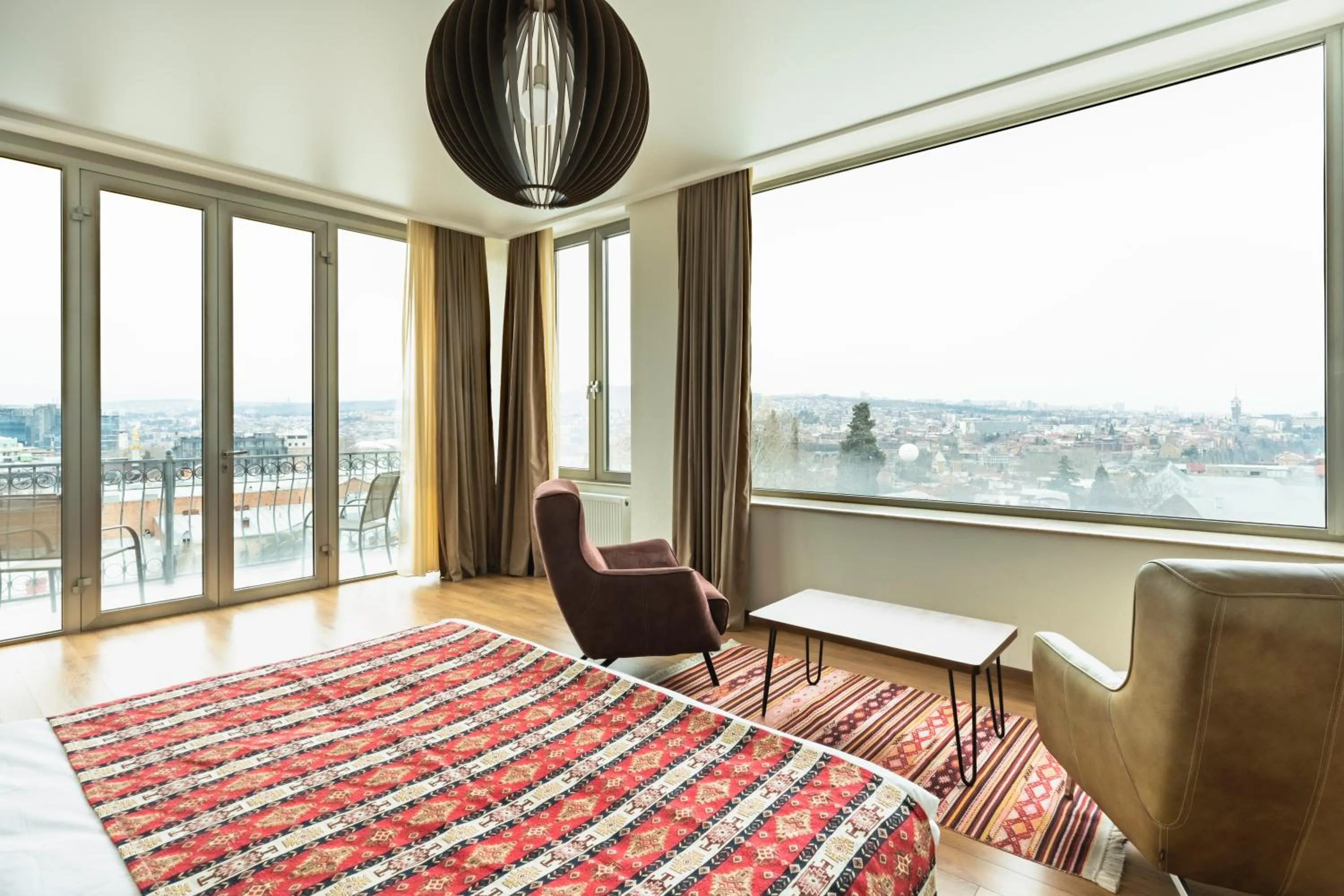 Balcony/Terrace, Bed in Hotel Flower