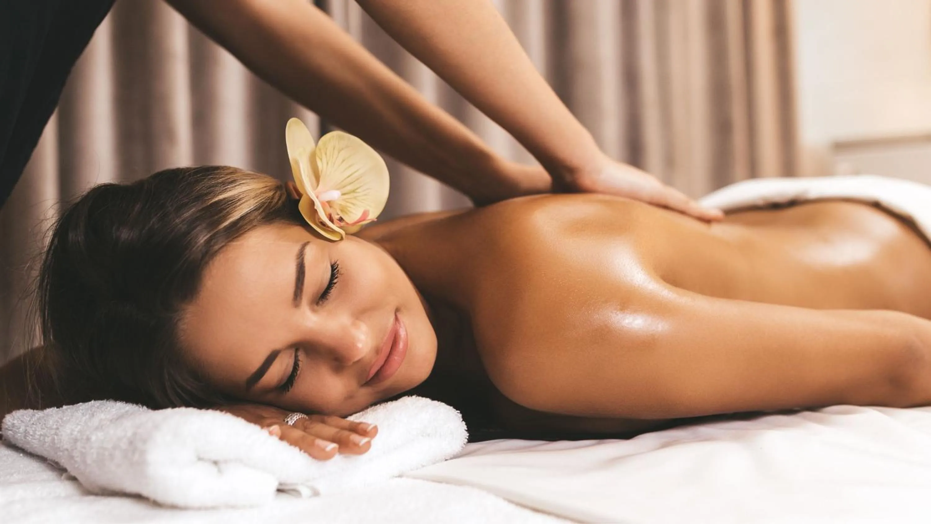 Spa and wellness centre/facilities in Holiday Inn & Suites Makati by IHG