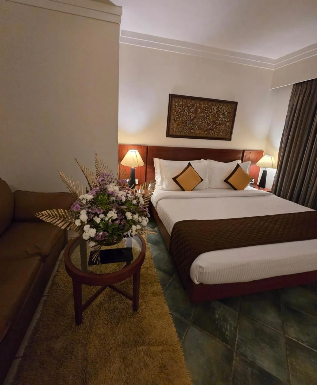 Bedroom, Bed in Harrisons Hotel