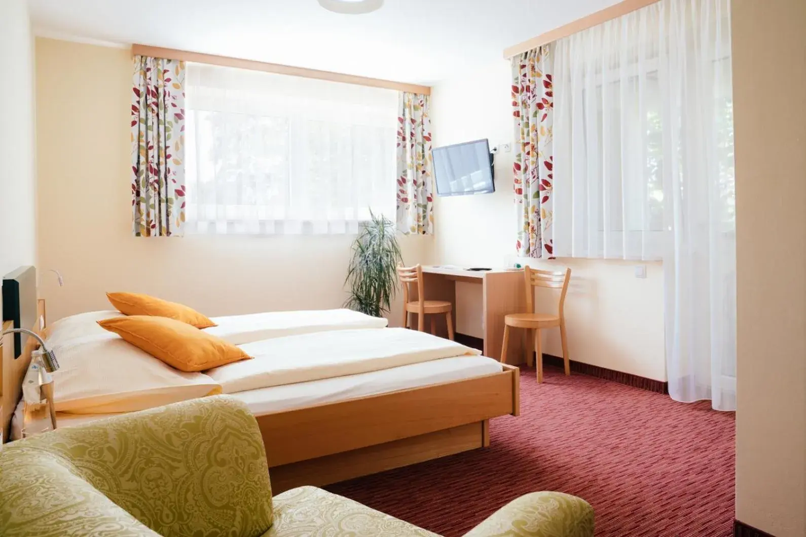 Double Room with Balcony - single occupancy in Gasthof Martinhof Double Room with Balcony - single occupancy in Gasthof Martinhof