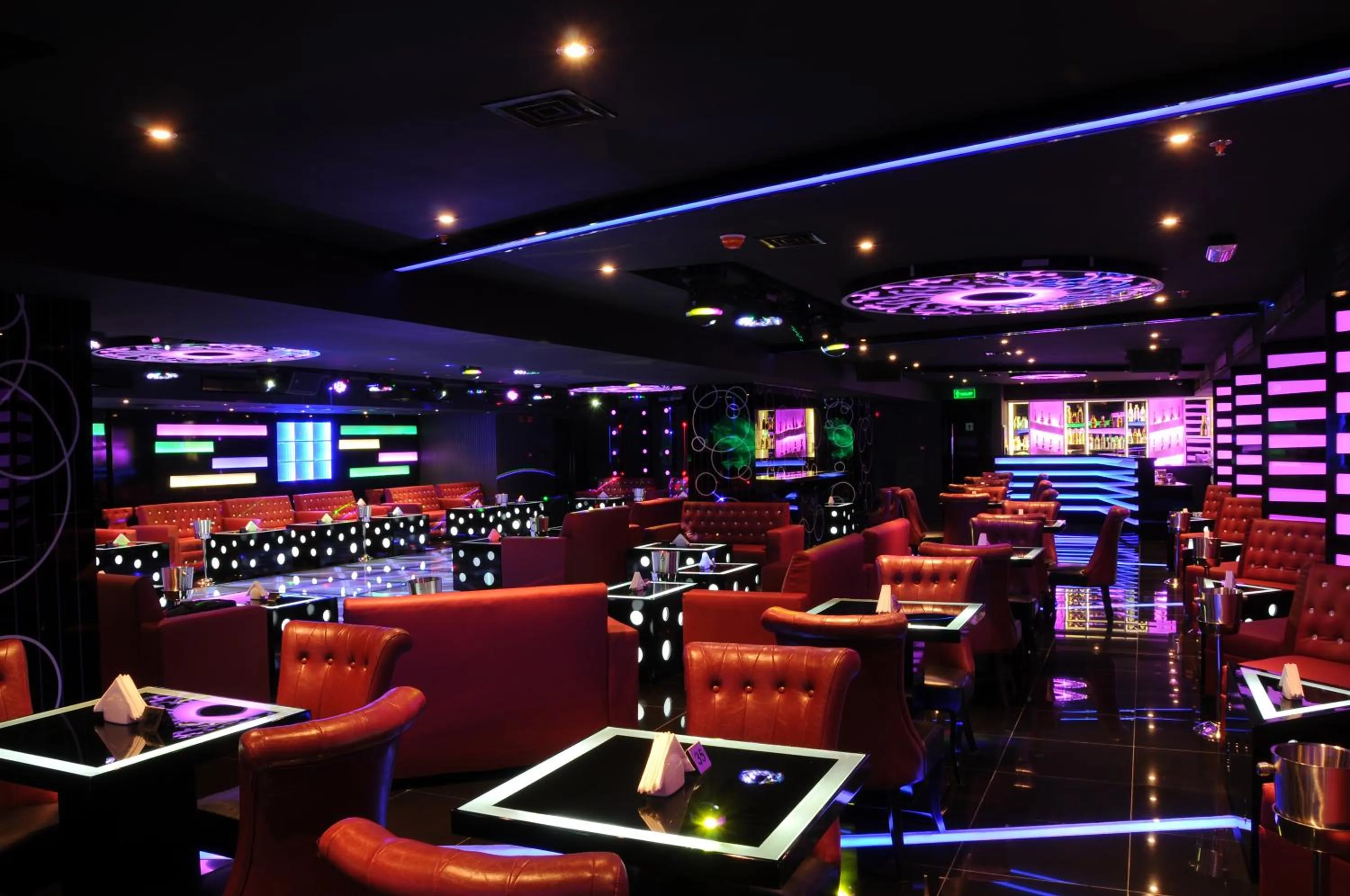 Alcoholic drinks in Holiday Bahrain Hotel