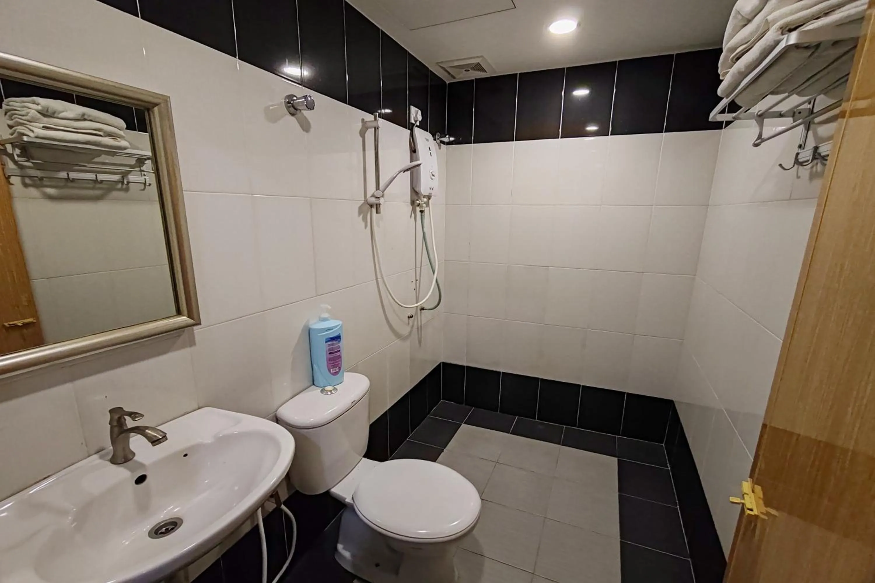 Bathroom in Nova Hotel, Ipoh Tambun