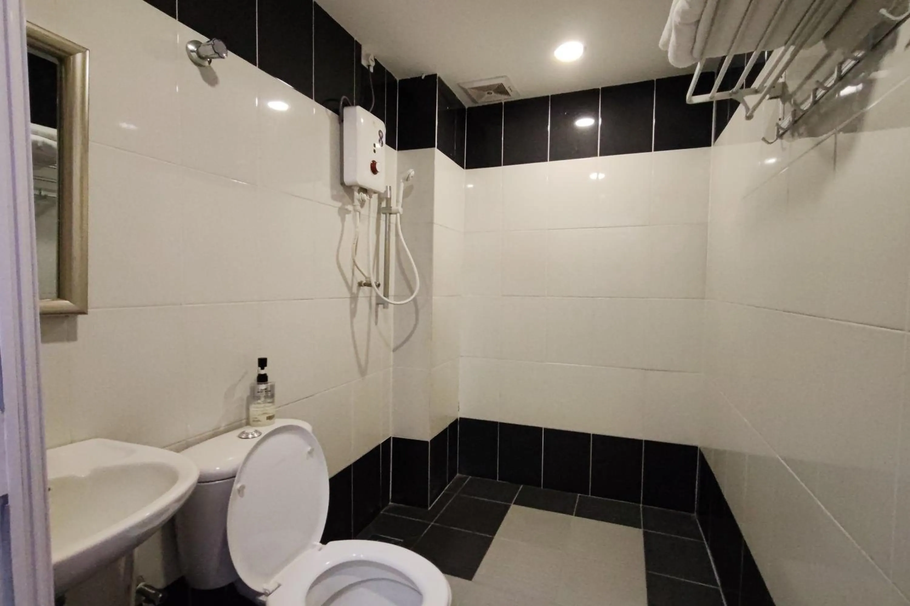 Bathroom in Nova Hotel, Ipoh Tambun