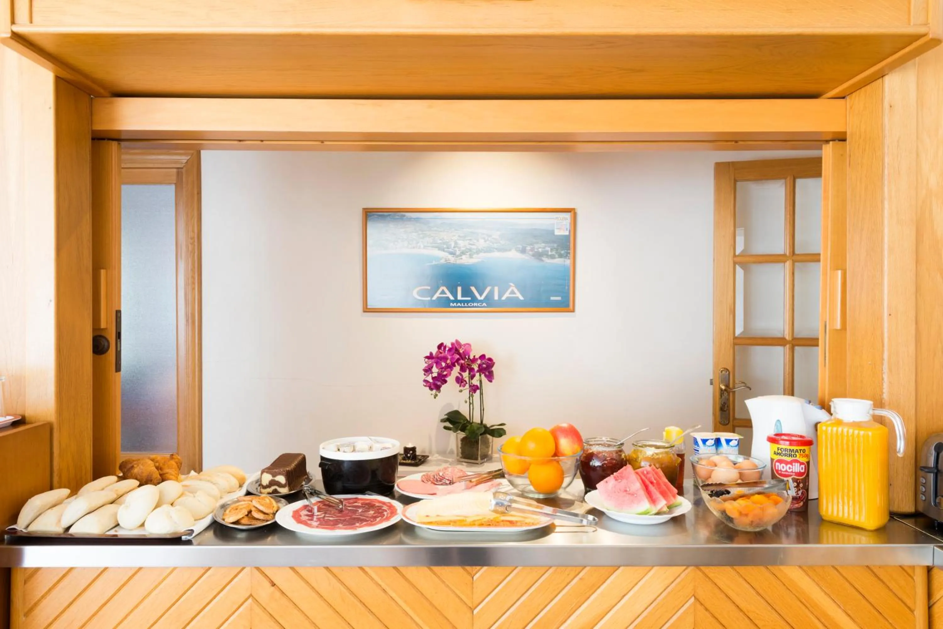 Food in Hostal Residencia Sutimar