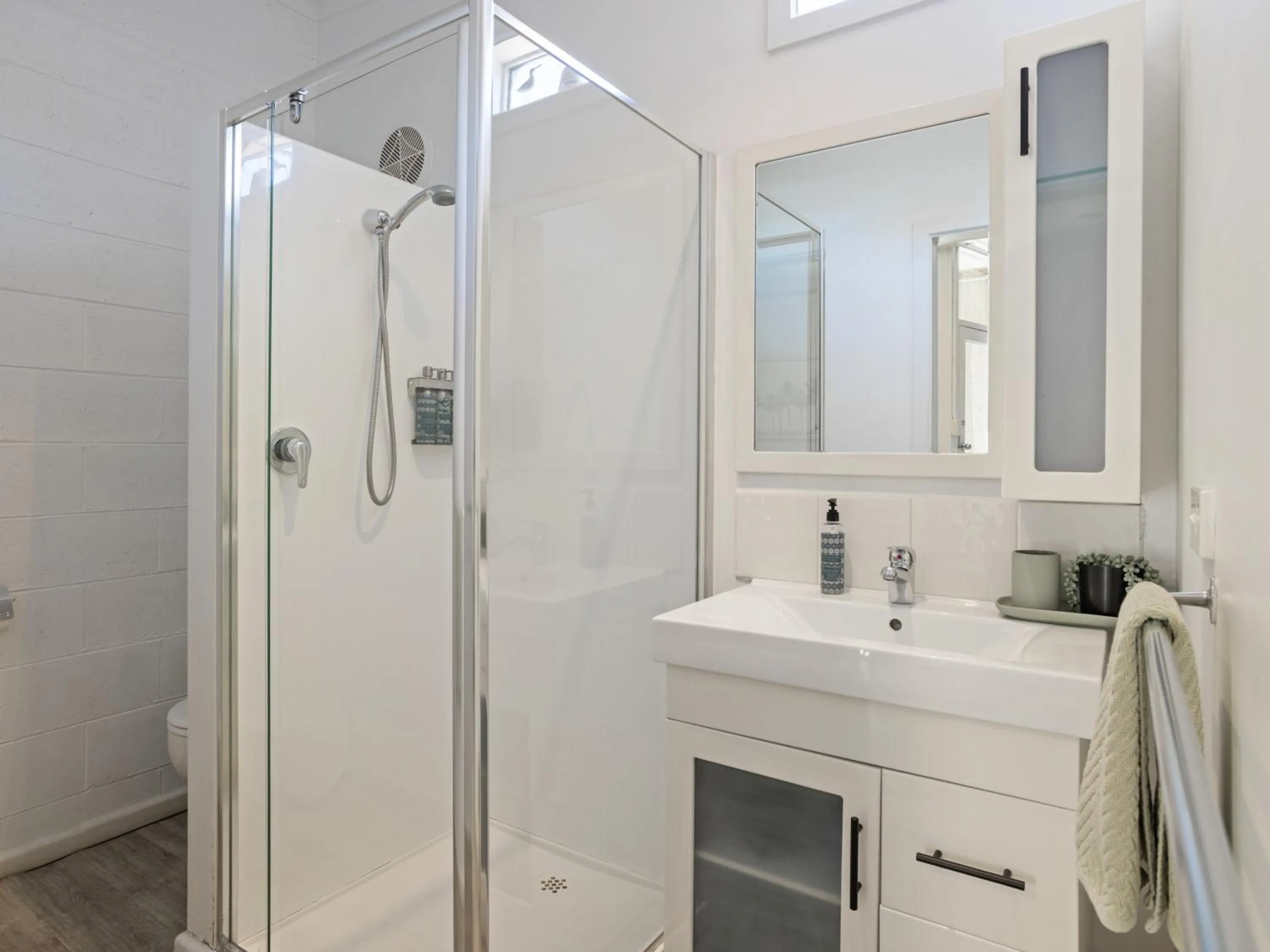 Peninsula Beach Motel