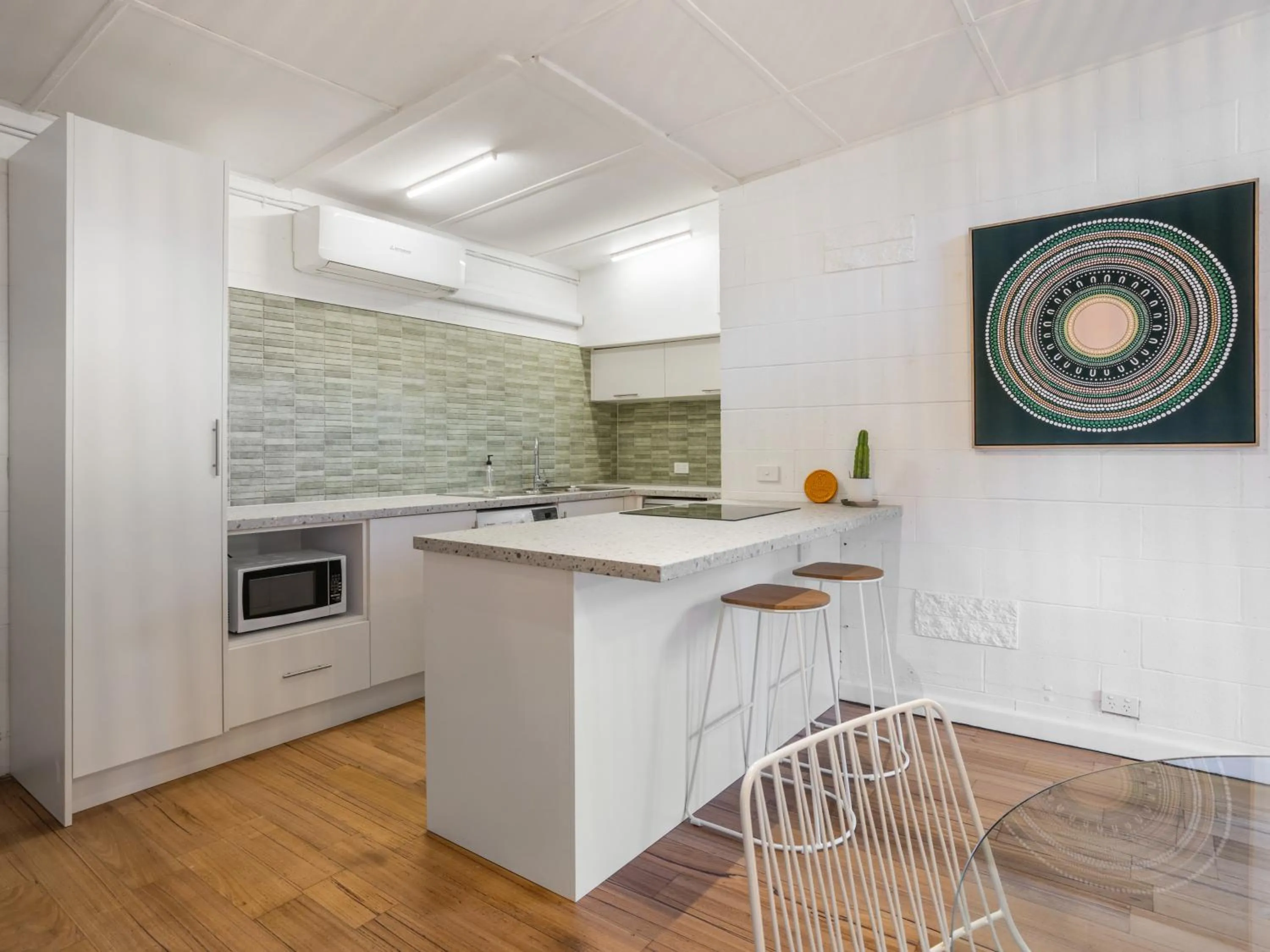 Peninsula Beach Motel