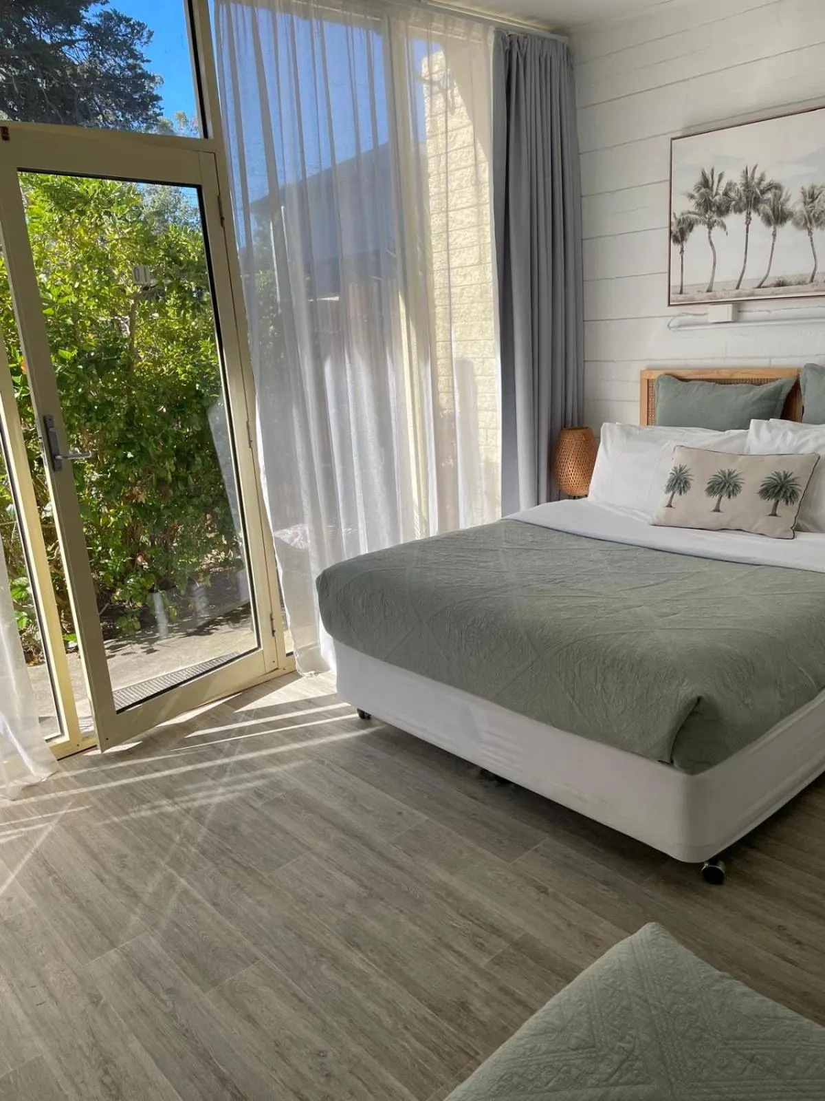 Family Room in Peninsula Beach Motel