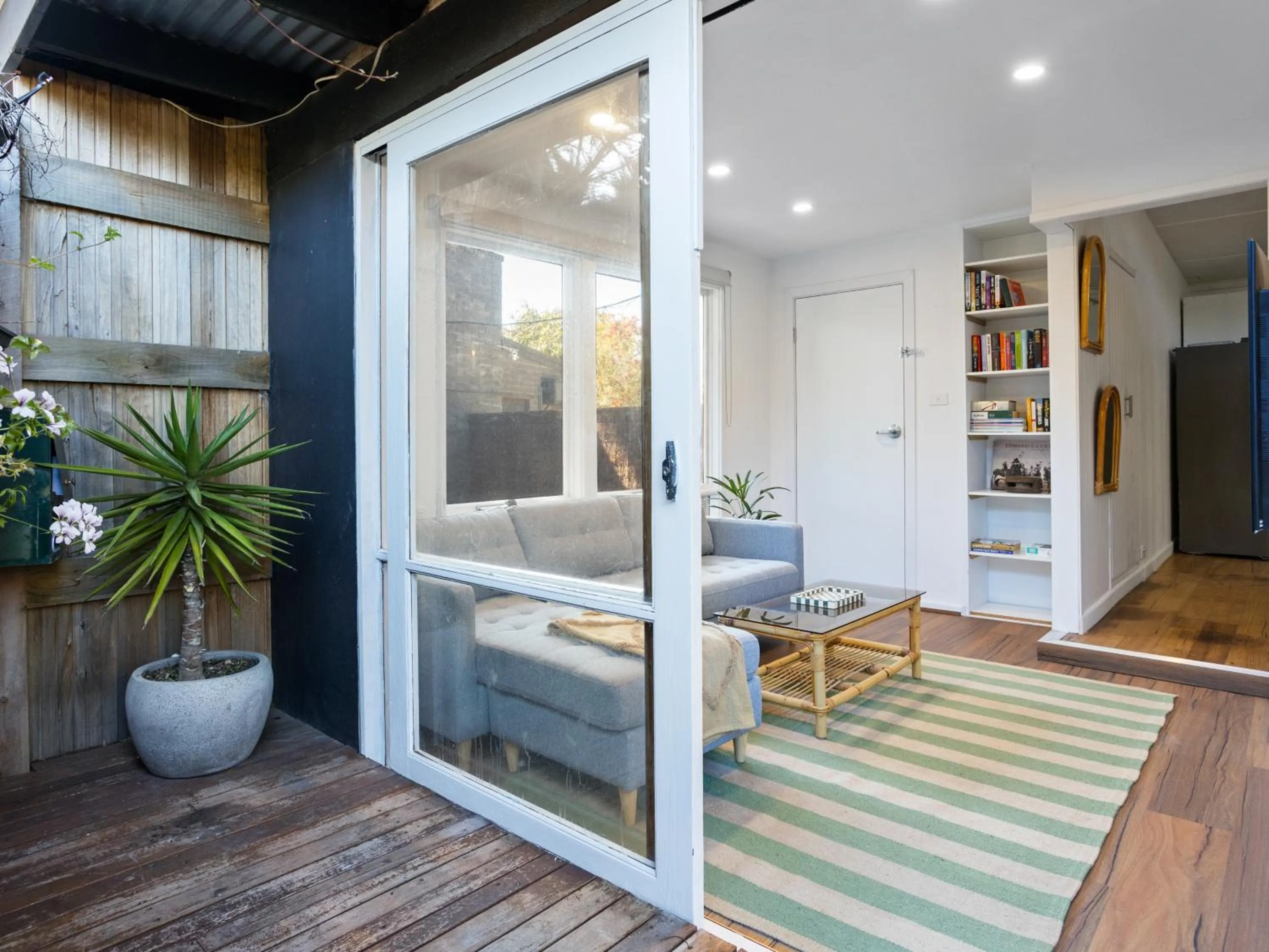 Peninsula Beach Motel