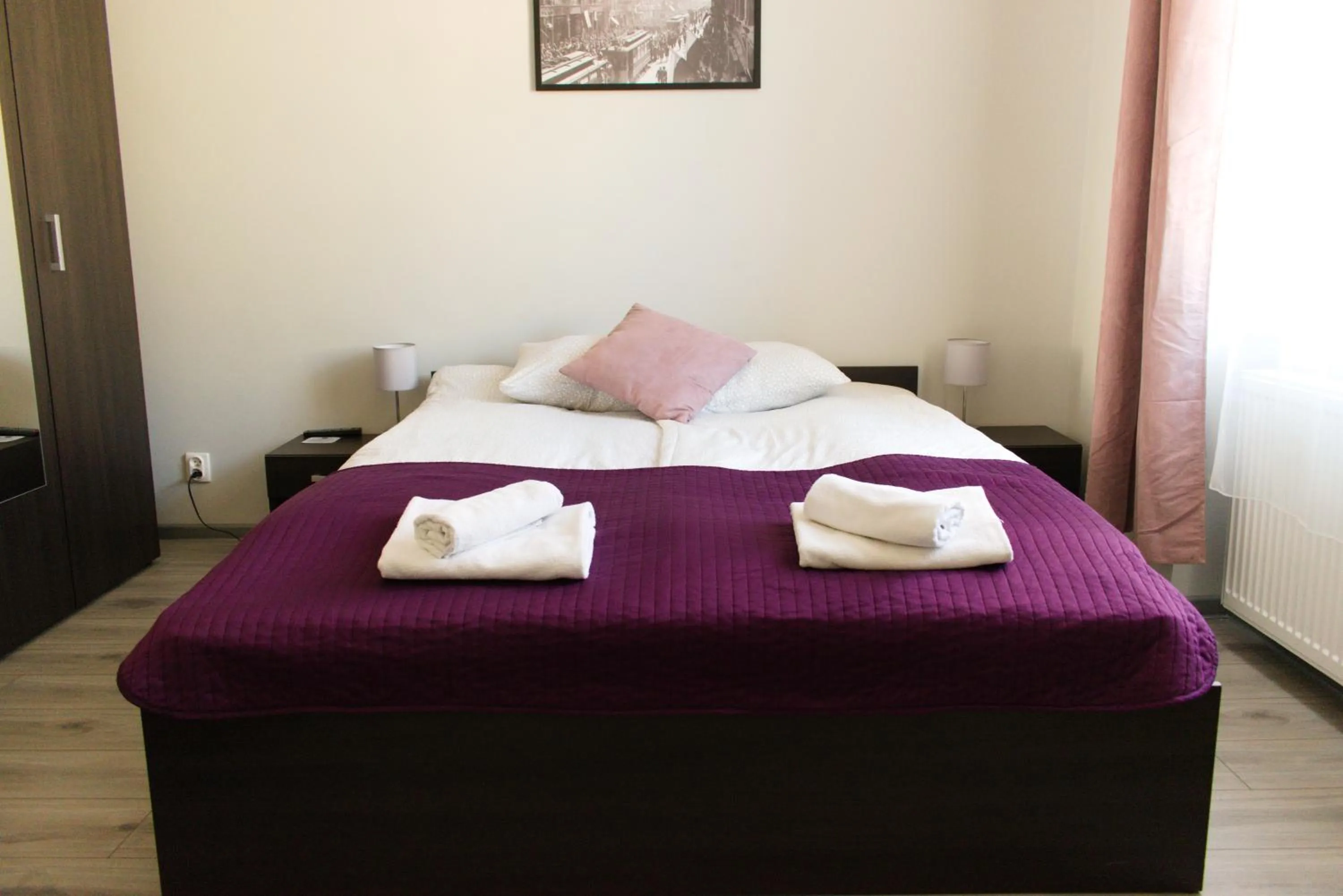 Bed in BedRooms Piotrkowska 64