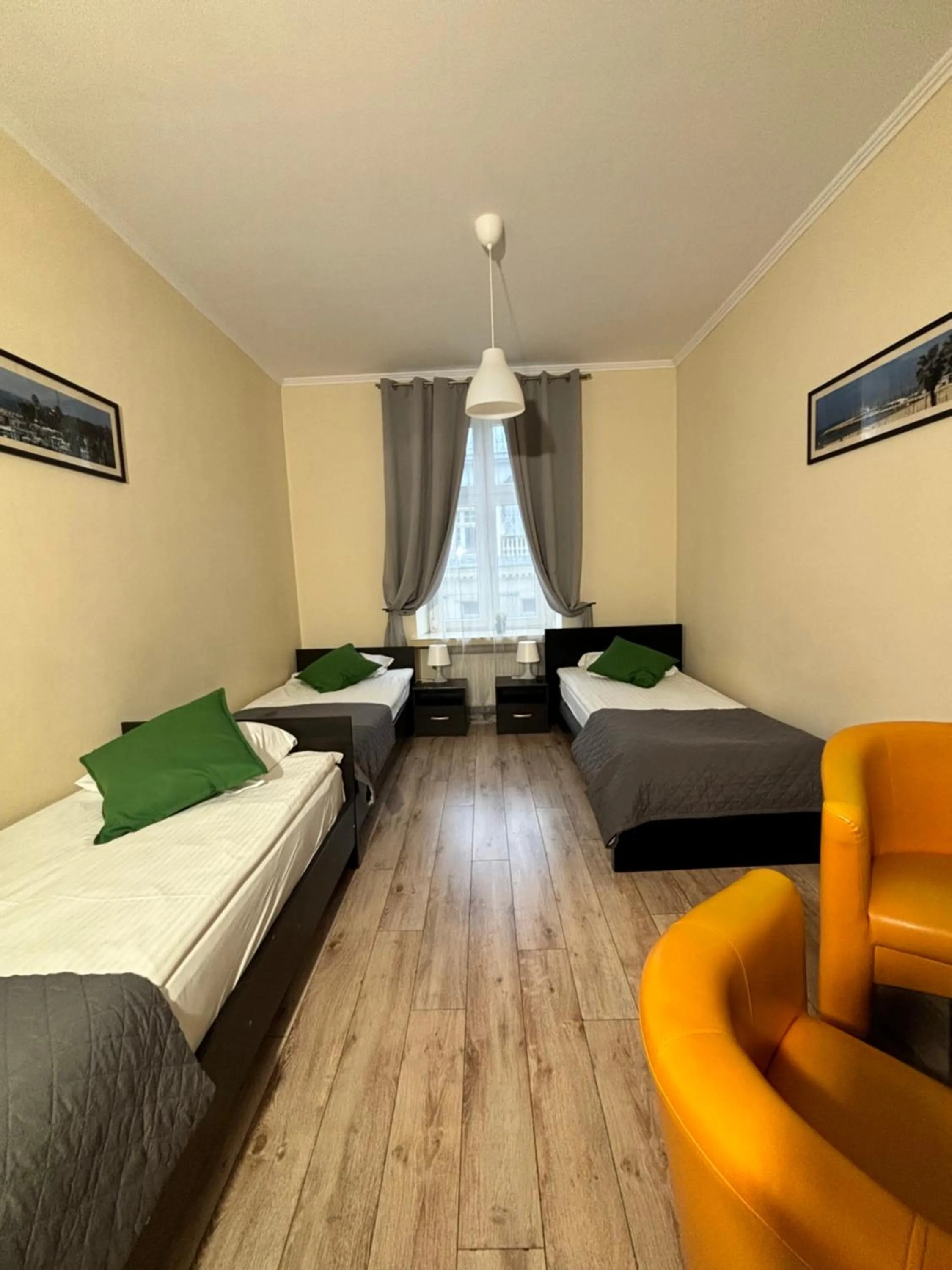 Bed in BedRooms Piotrkowska 64