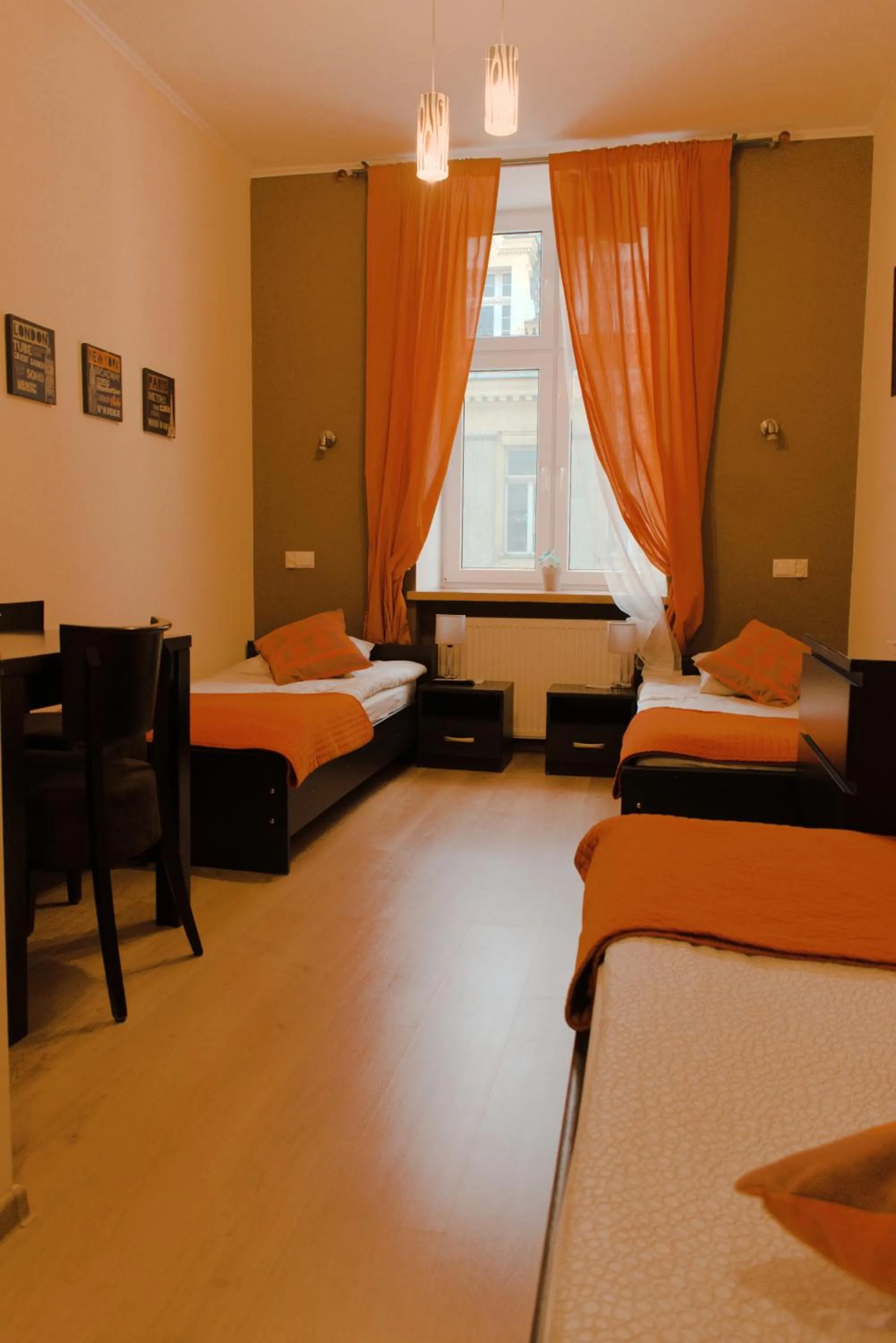 Photo of the whole room, Bed in BedRooms Piotrkowska 64