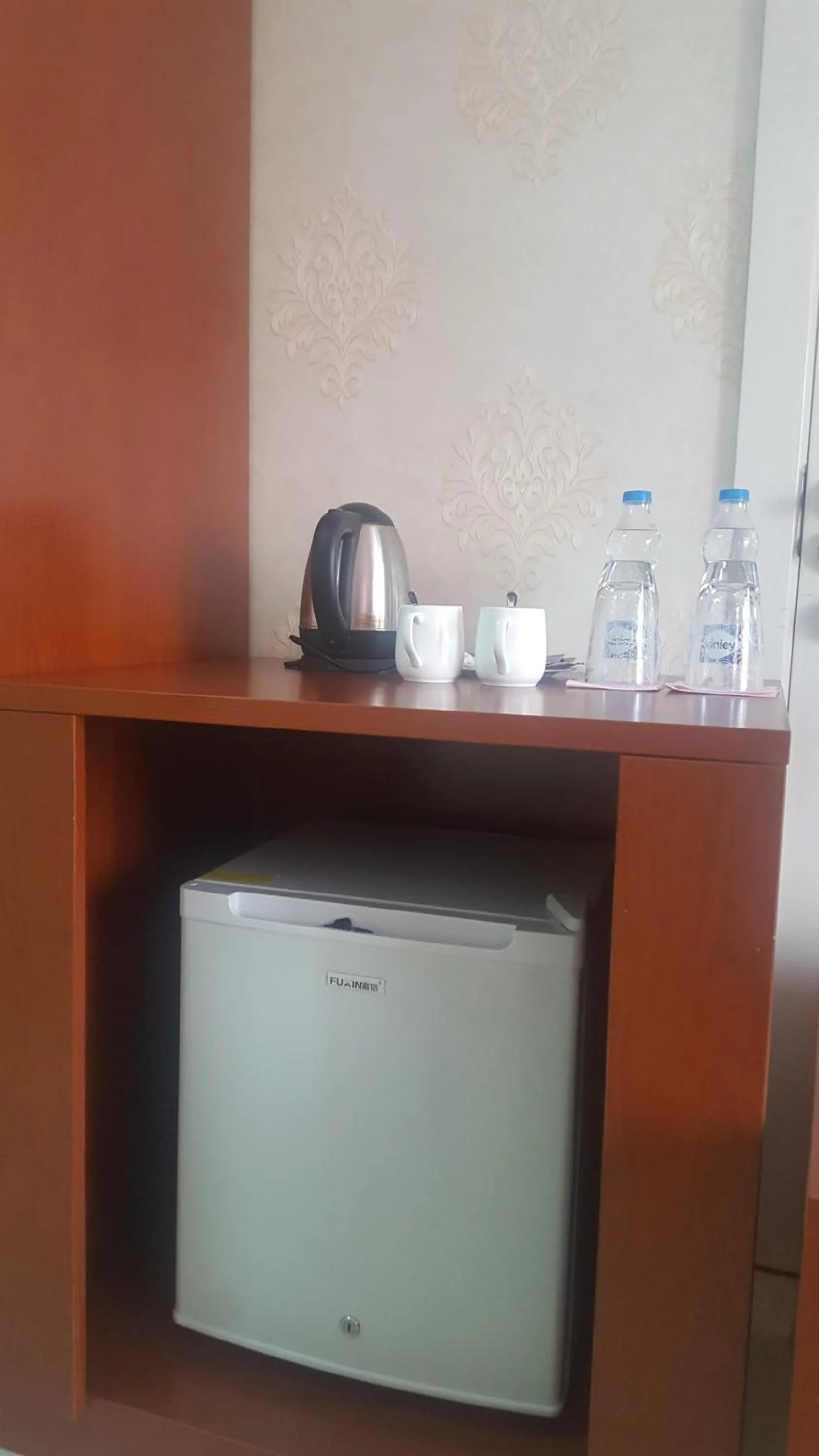 Coffee/tea facilities in Coventina Lake Suites