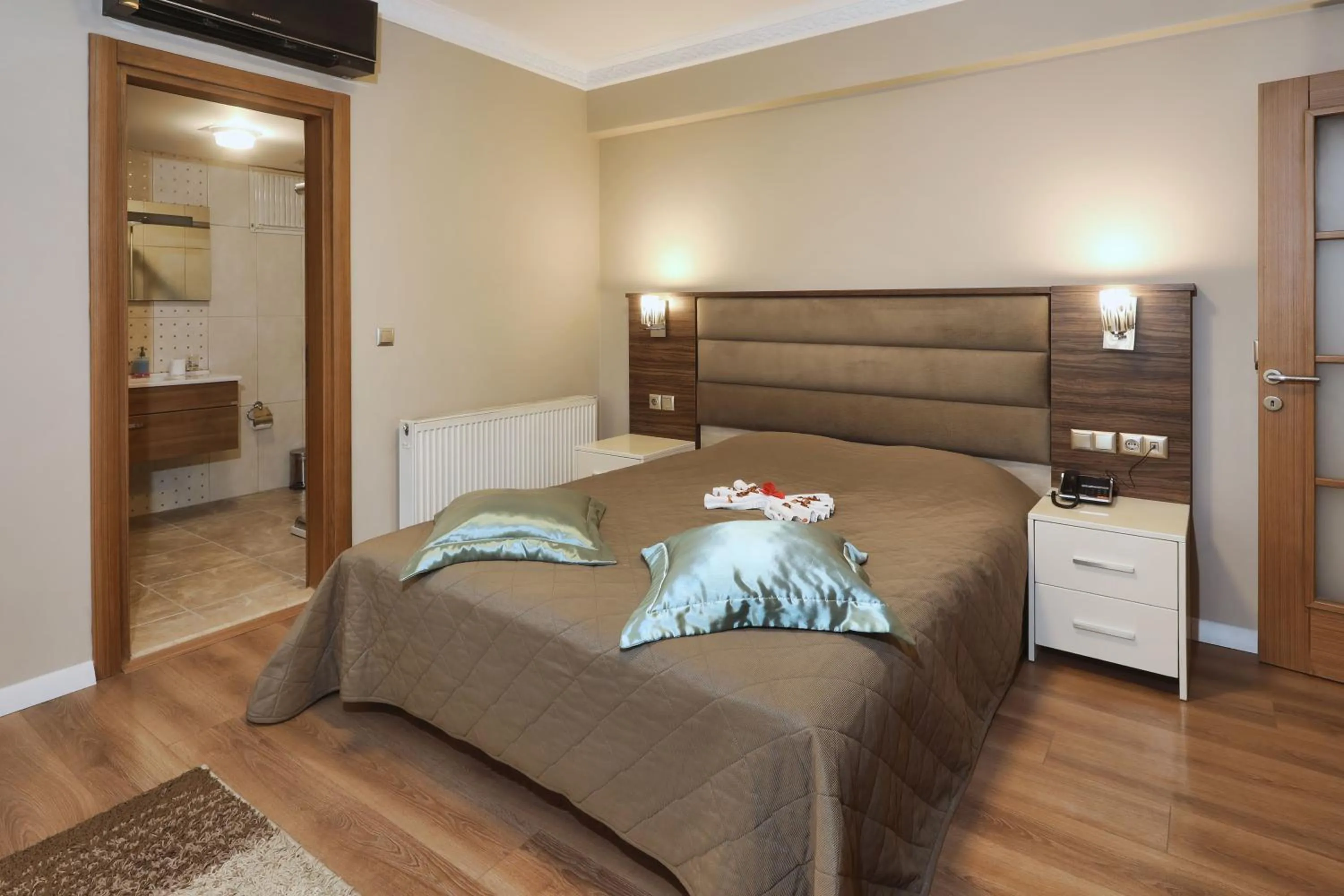 Bed in Balturk House Hotel