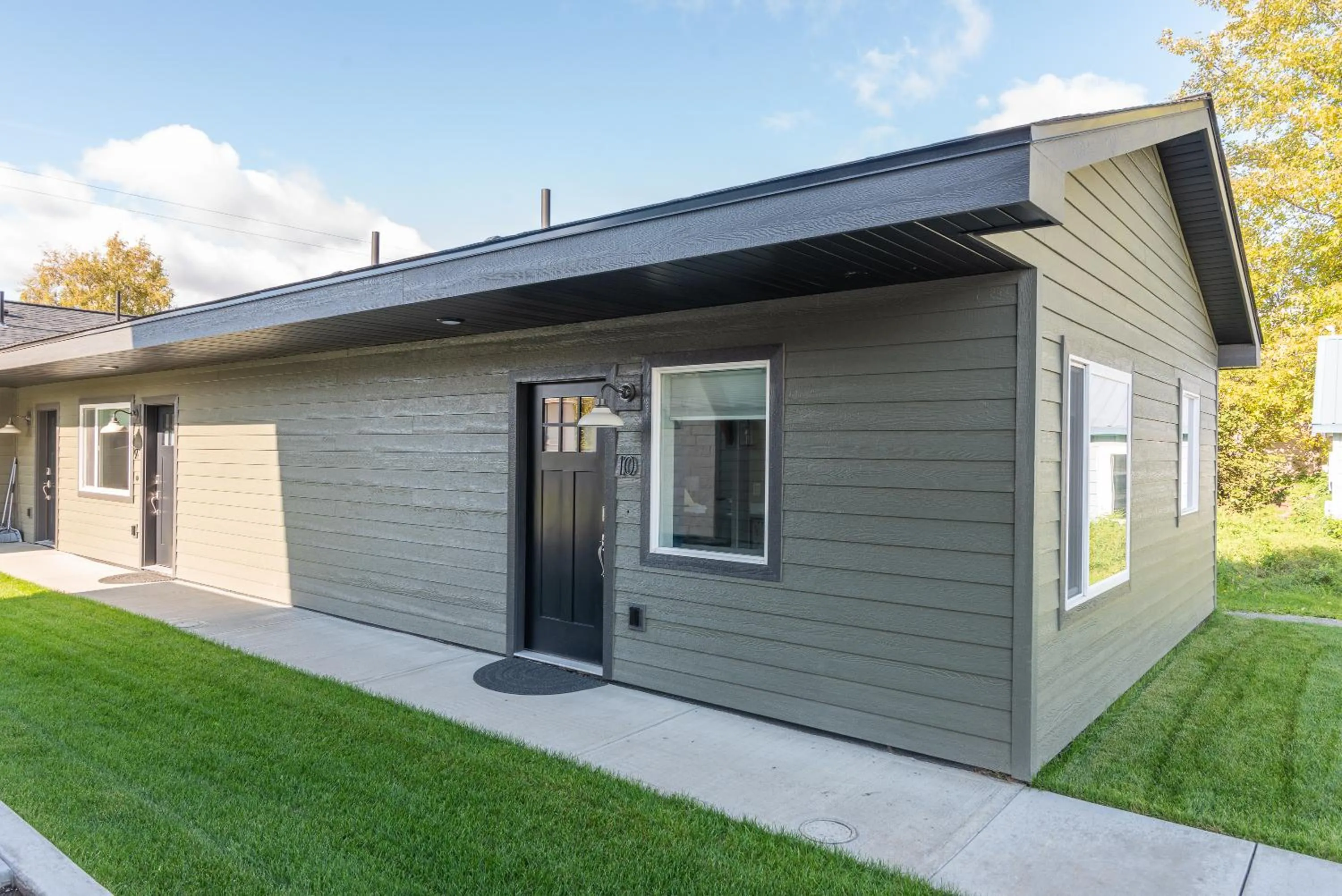 Property building in Colony Suites