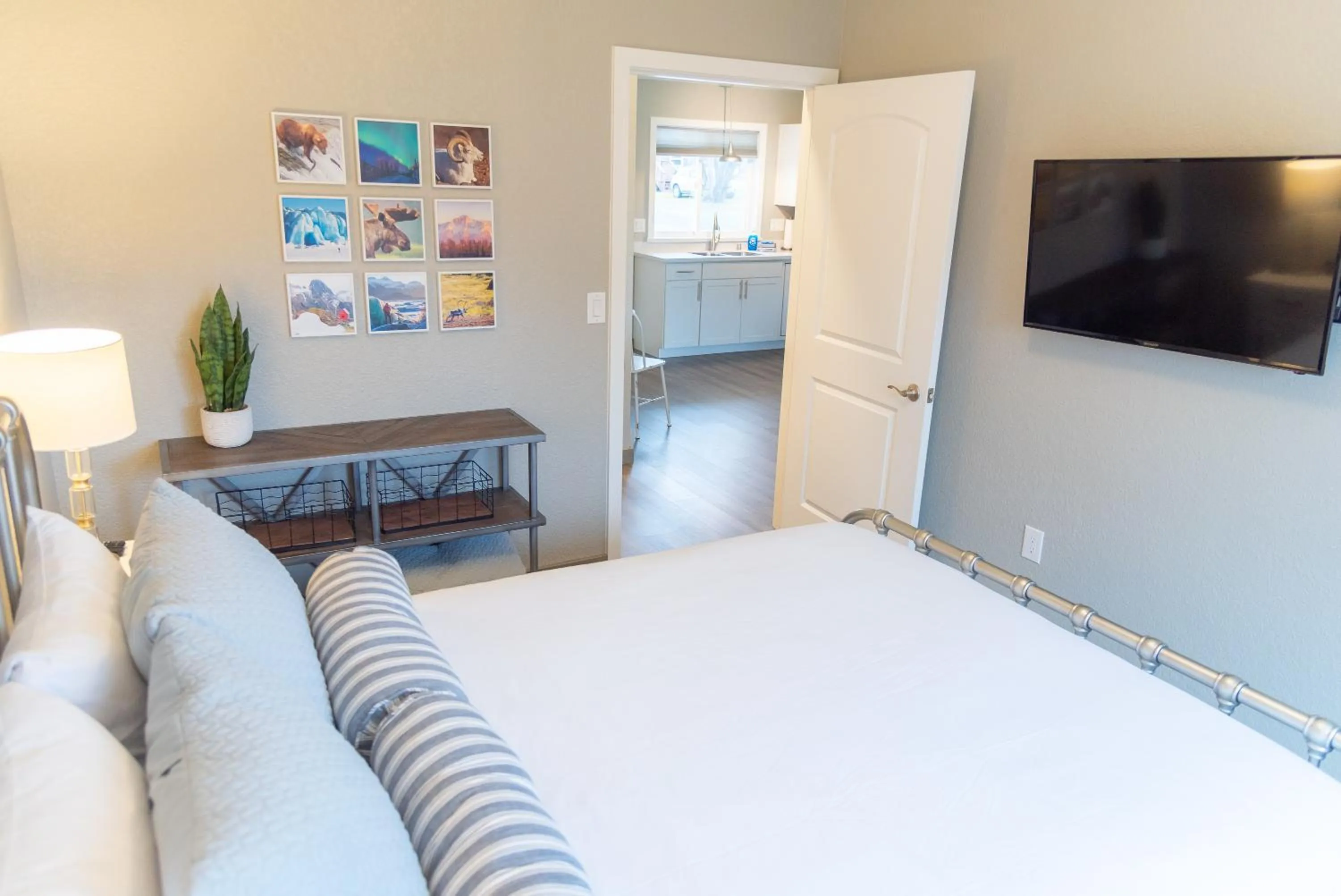 Bed in Colony Suites