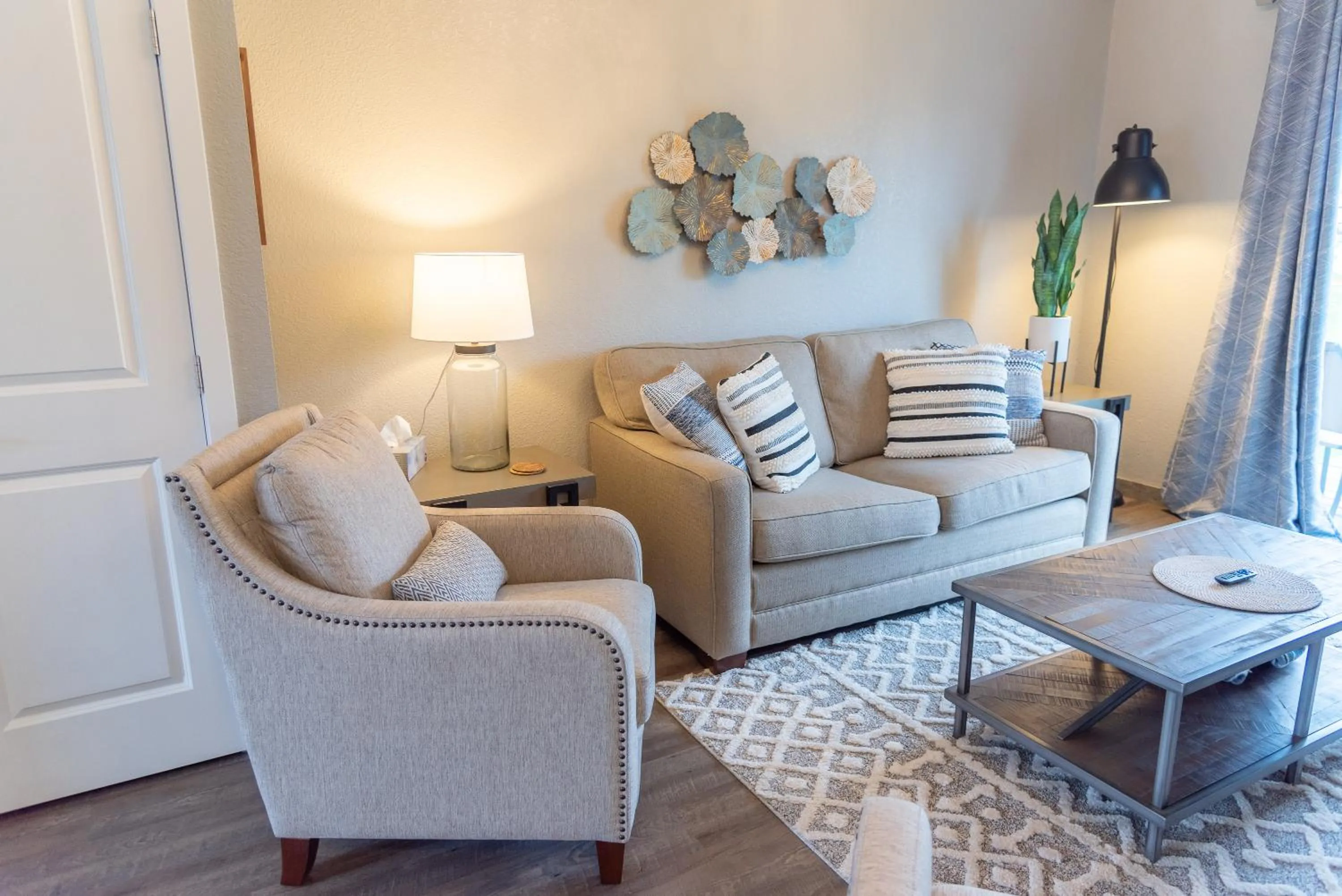 Living room in Colony Suites