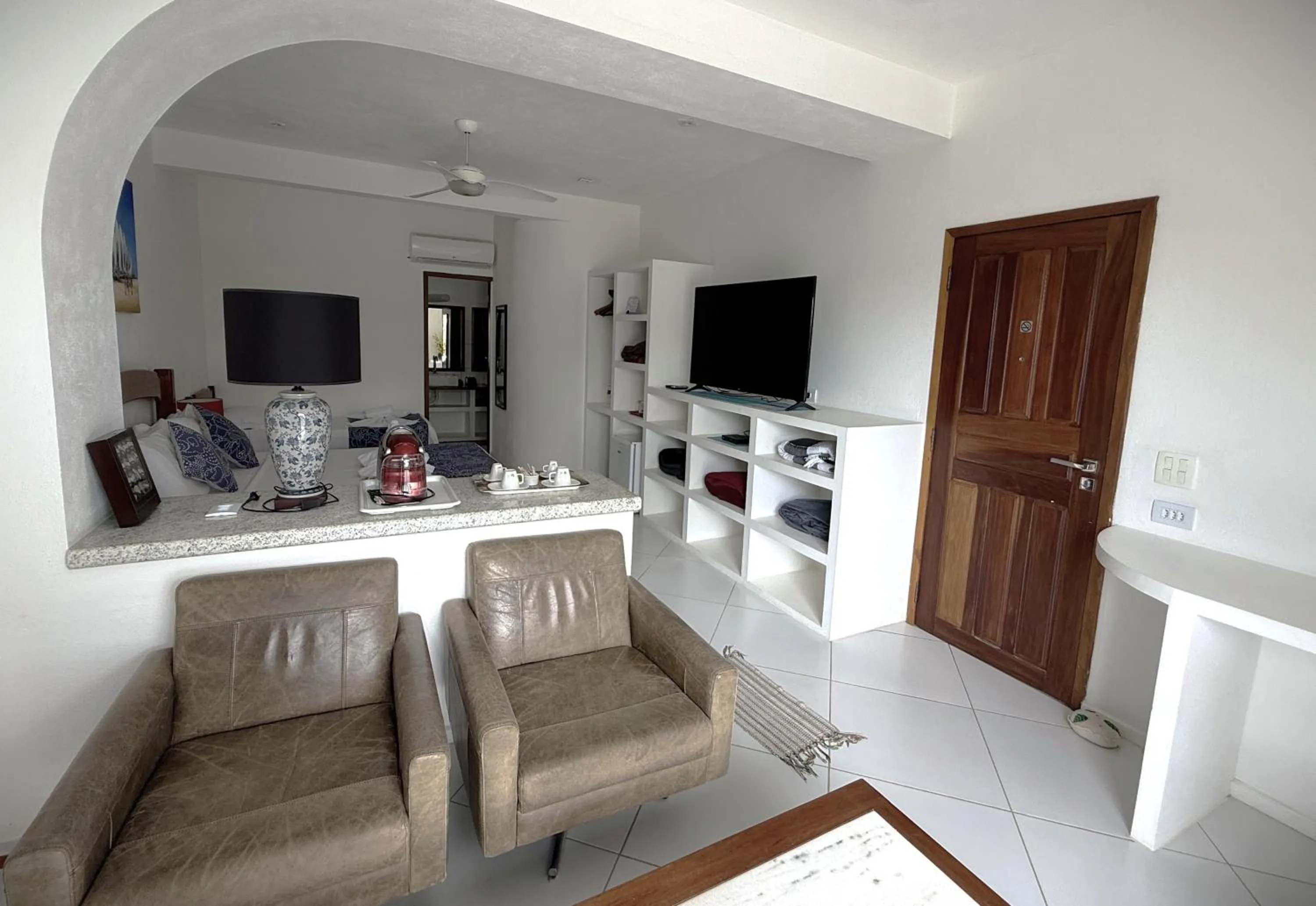 TV and multimedia in Pousada Caminho da Praia