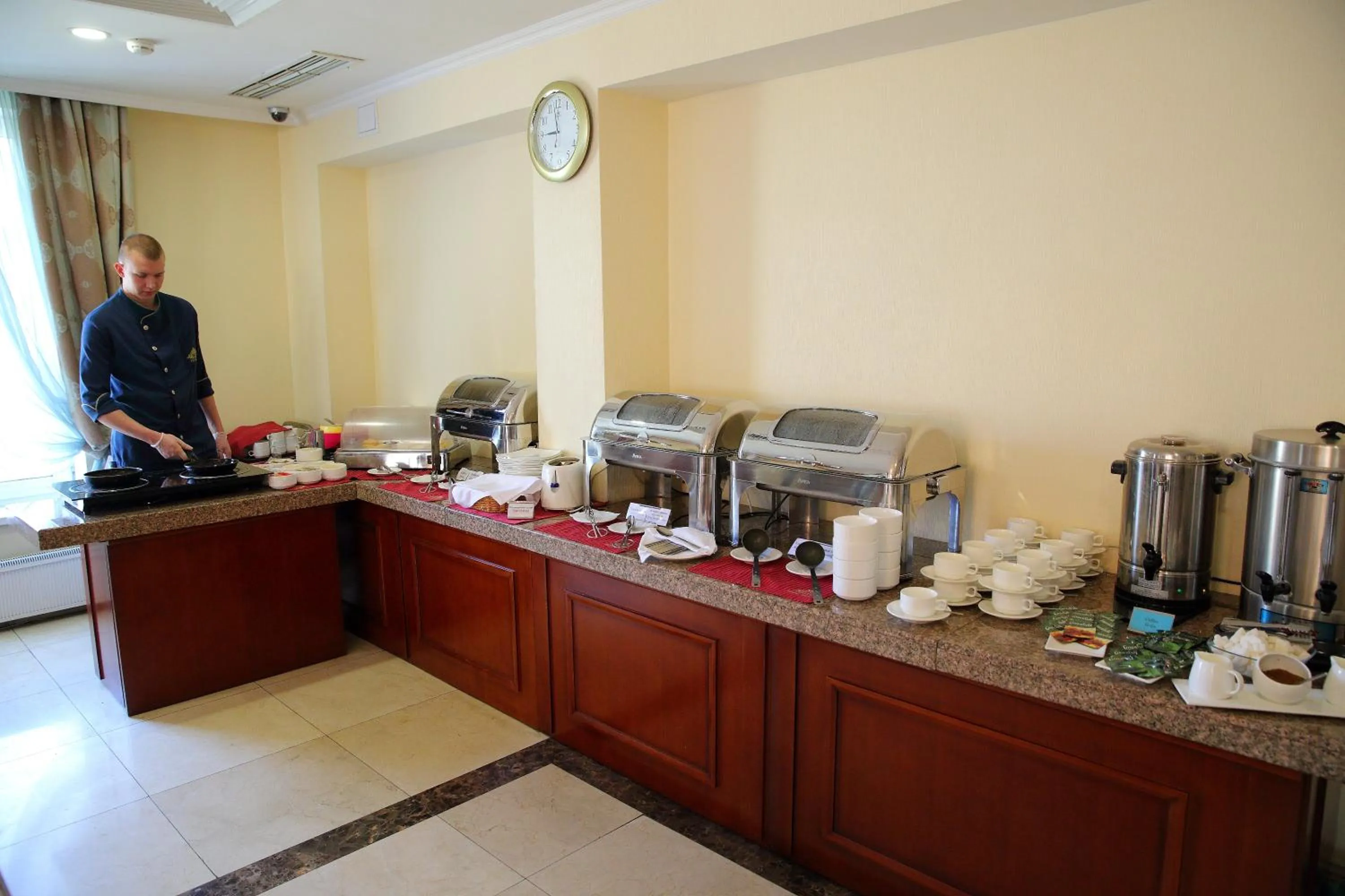 Continental breakfast in Park Hotel Bishkek