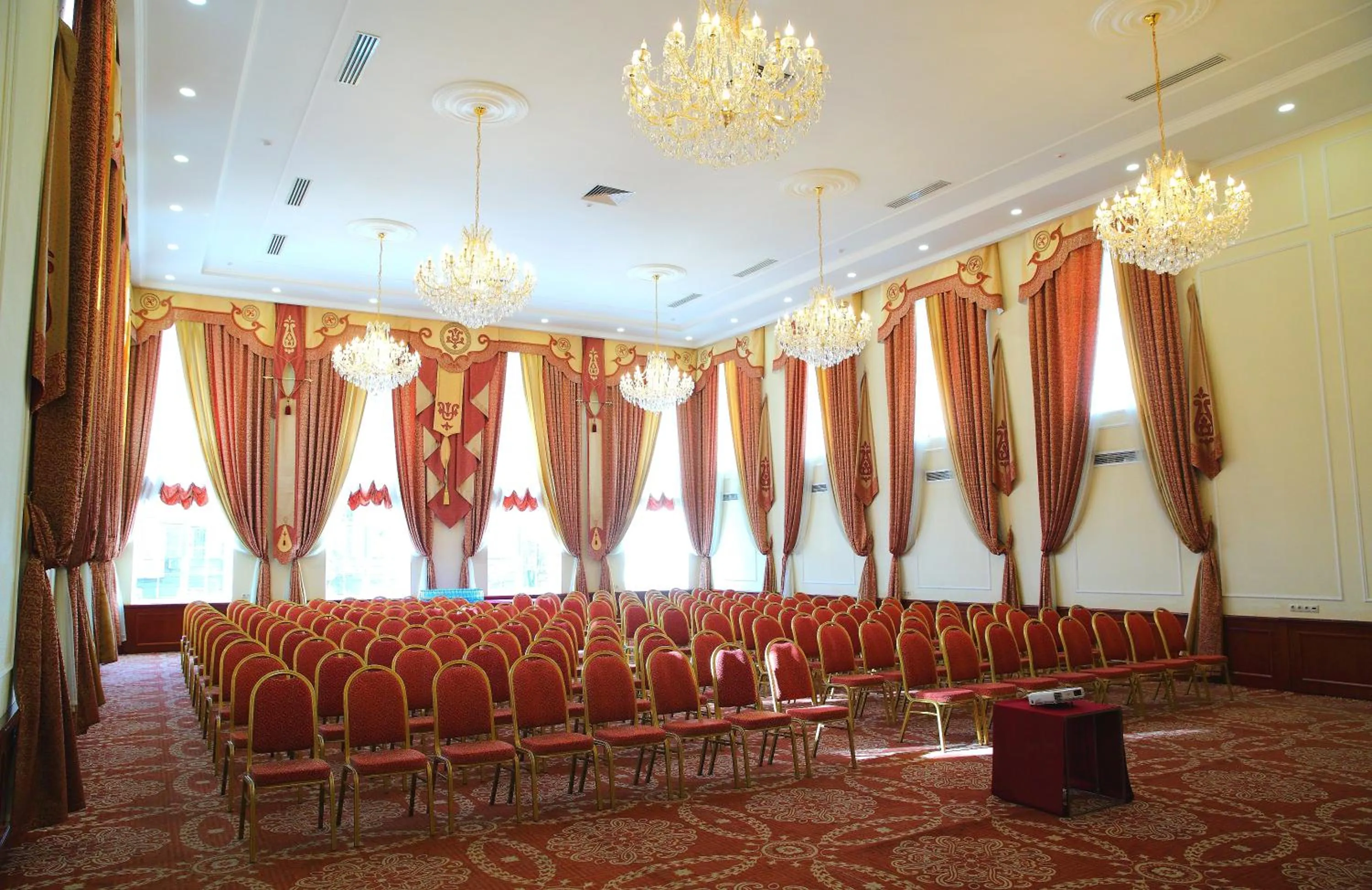 Business facilities in Park Hotel Bishkek