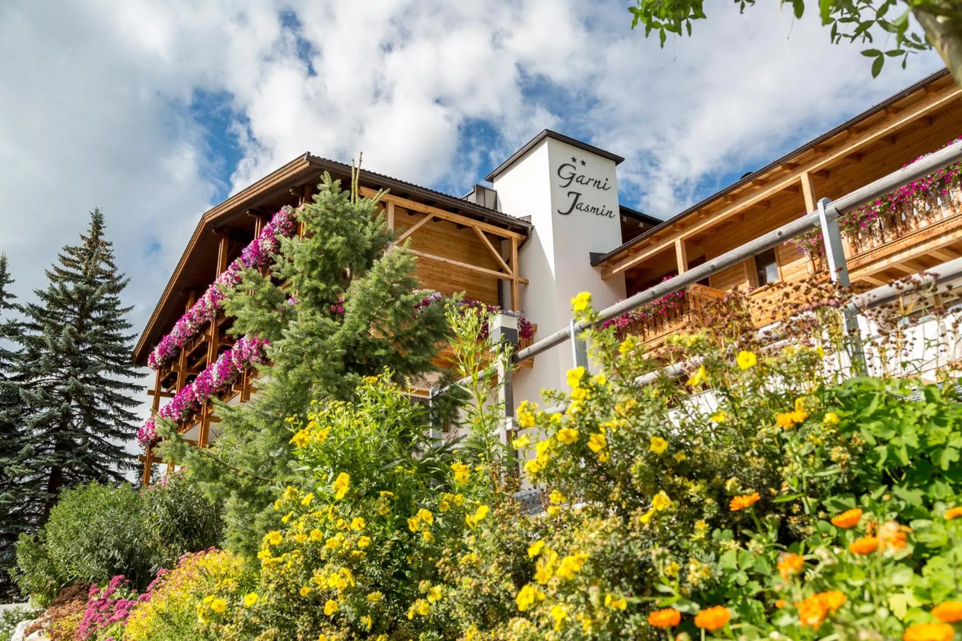 Garni Jasmin