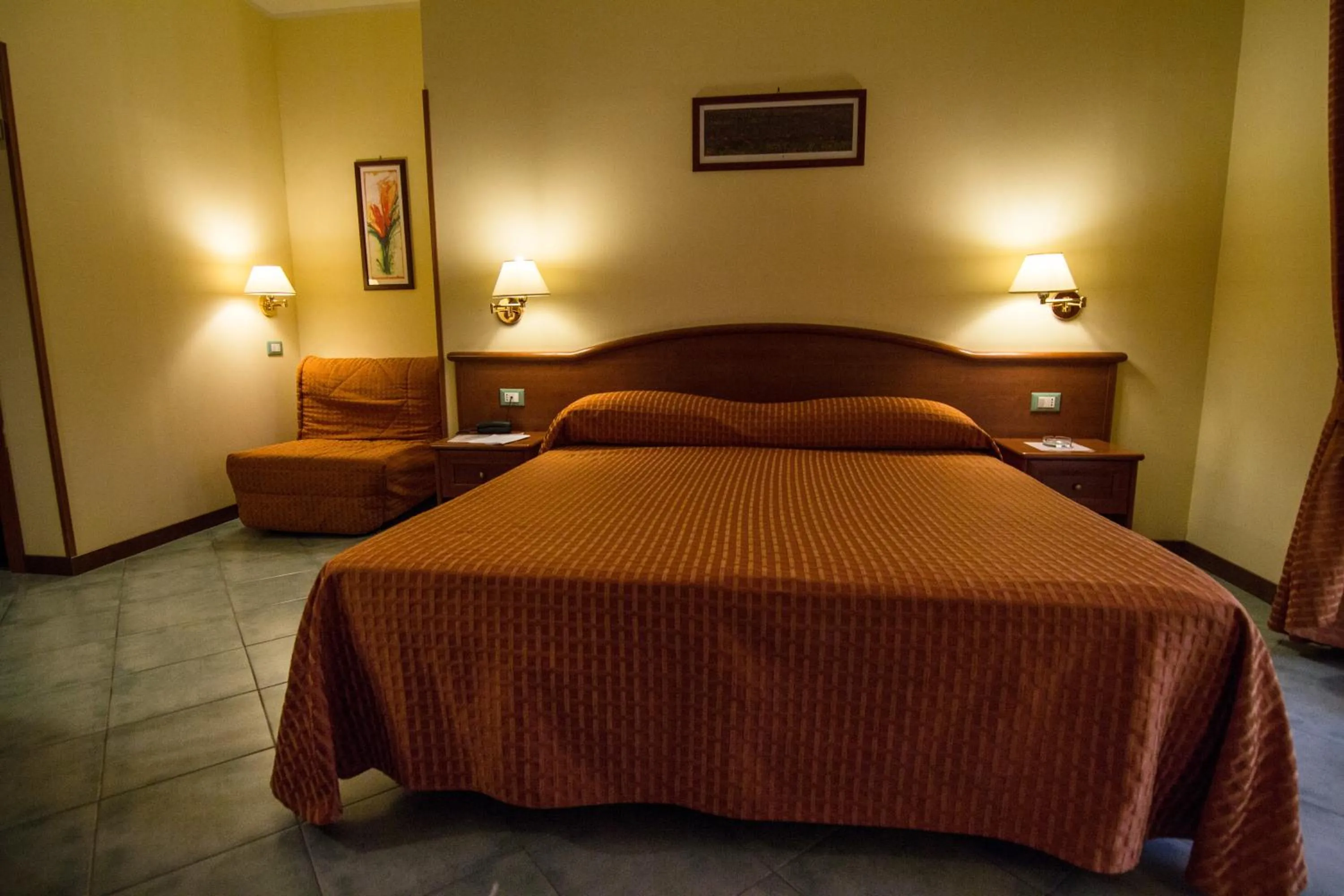 Bedroom, Bed in Hotel degli Amici
