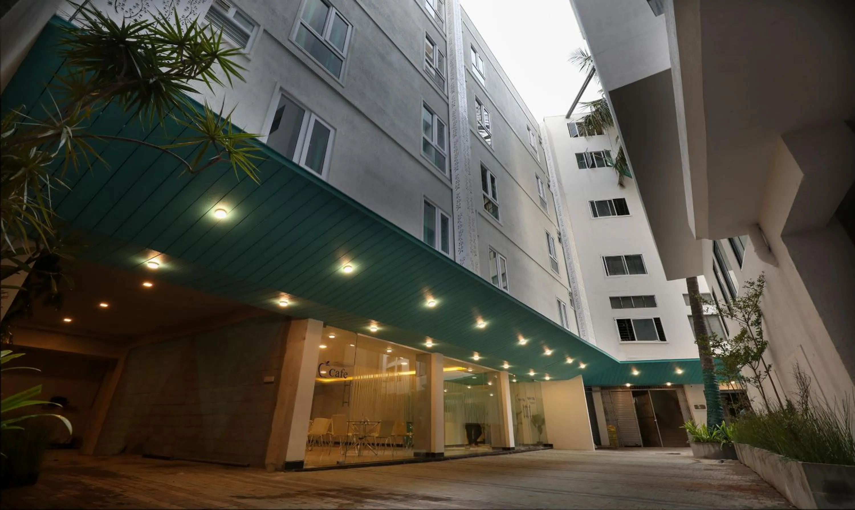 Facade/entrance in Treebo Apple Villa