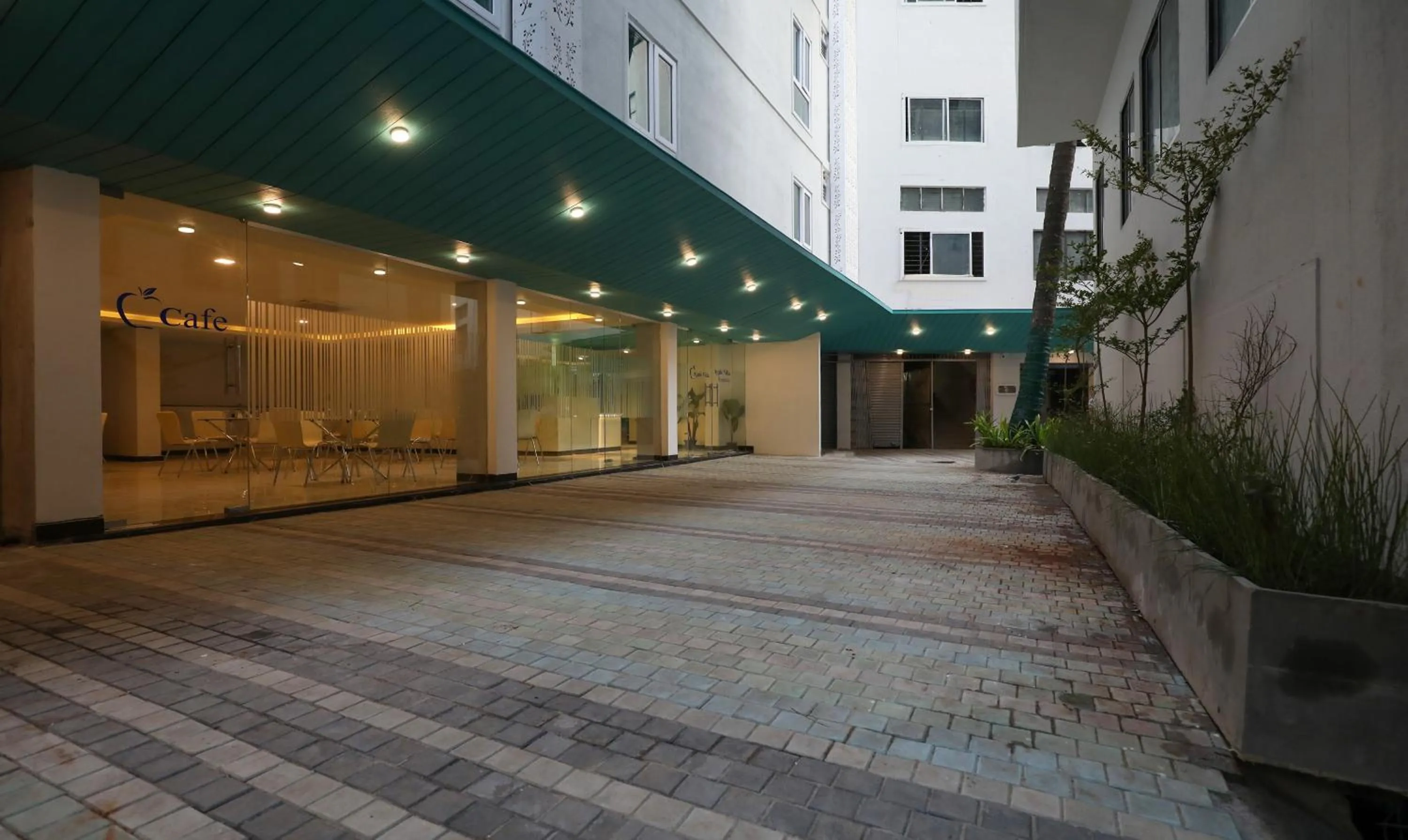 Property building in Treebo Apple Villa