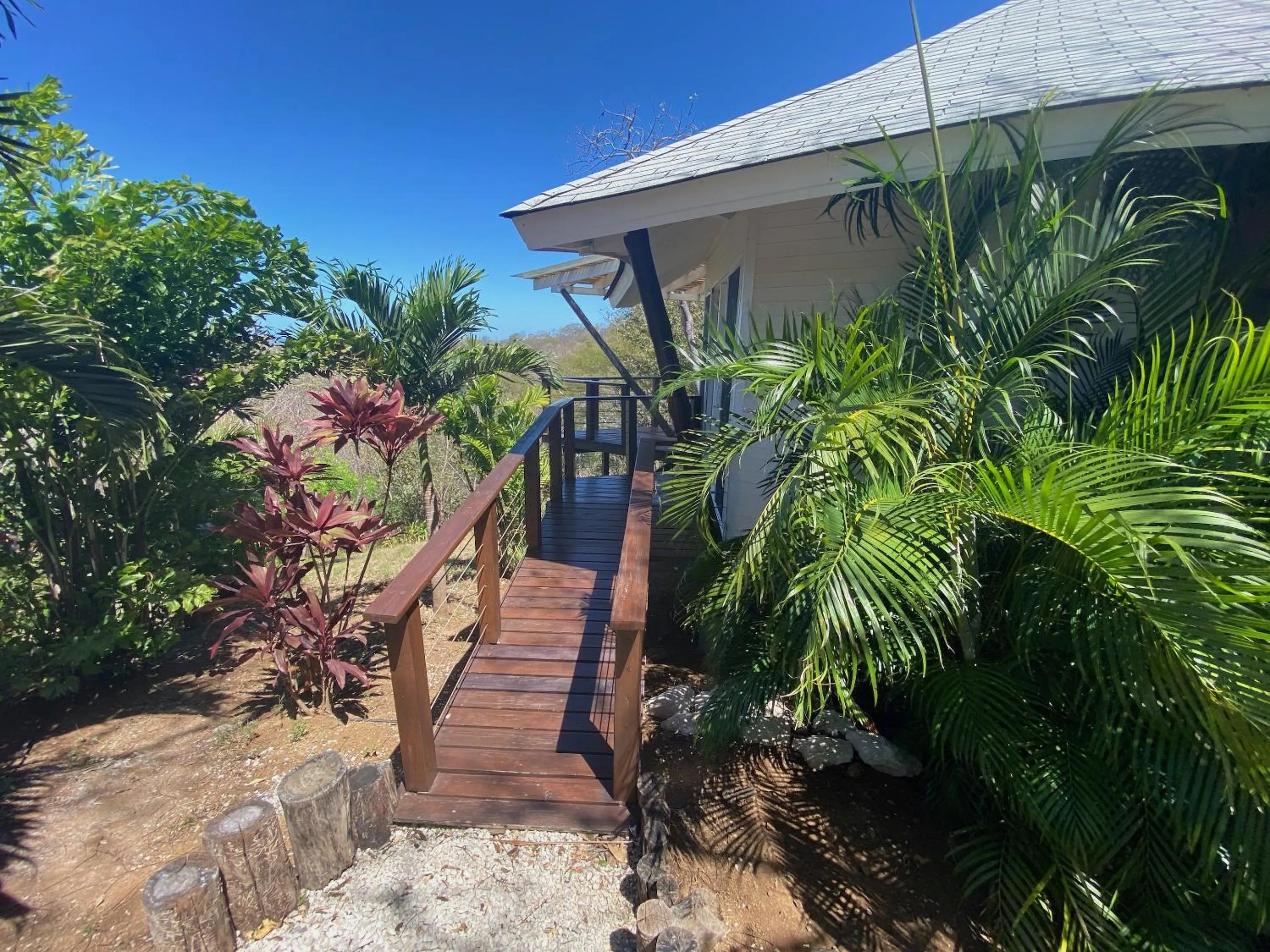 Facade/entrance in Mikado Natural Lodge