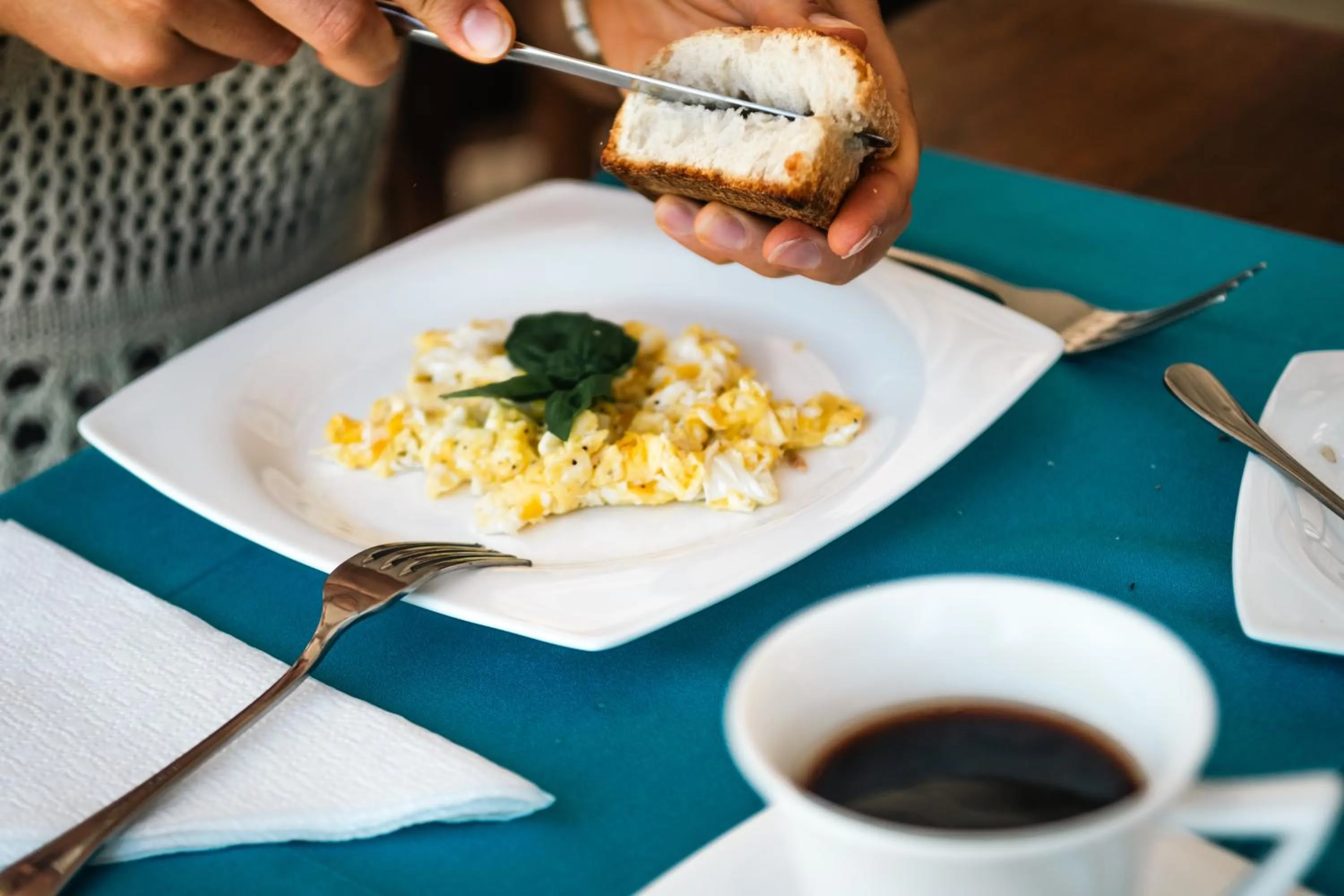 Breakfast in Mikado Natural Lodge