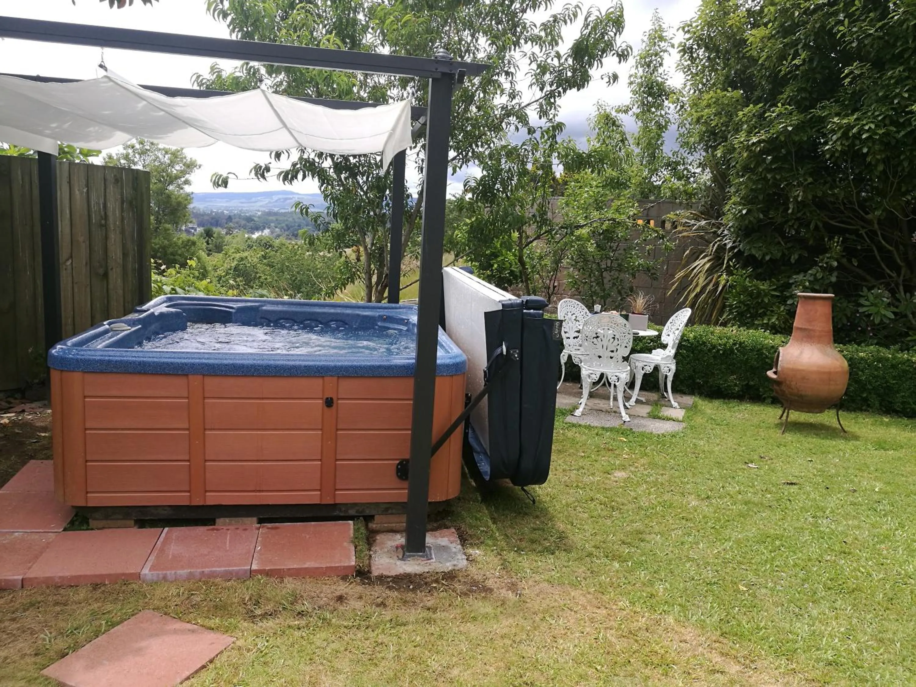 Garden in Geyser Lookout BnB