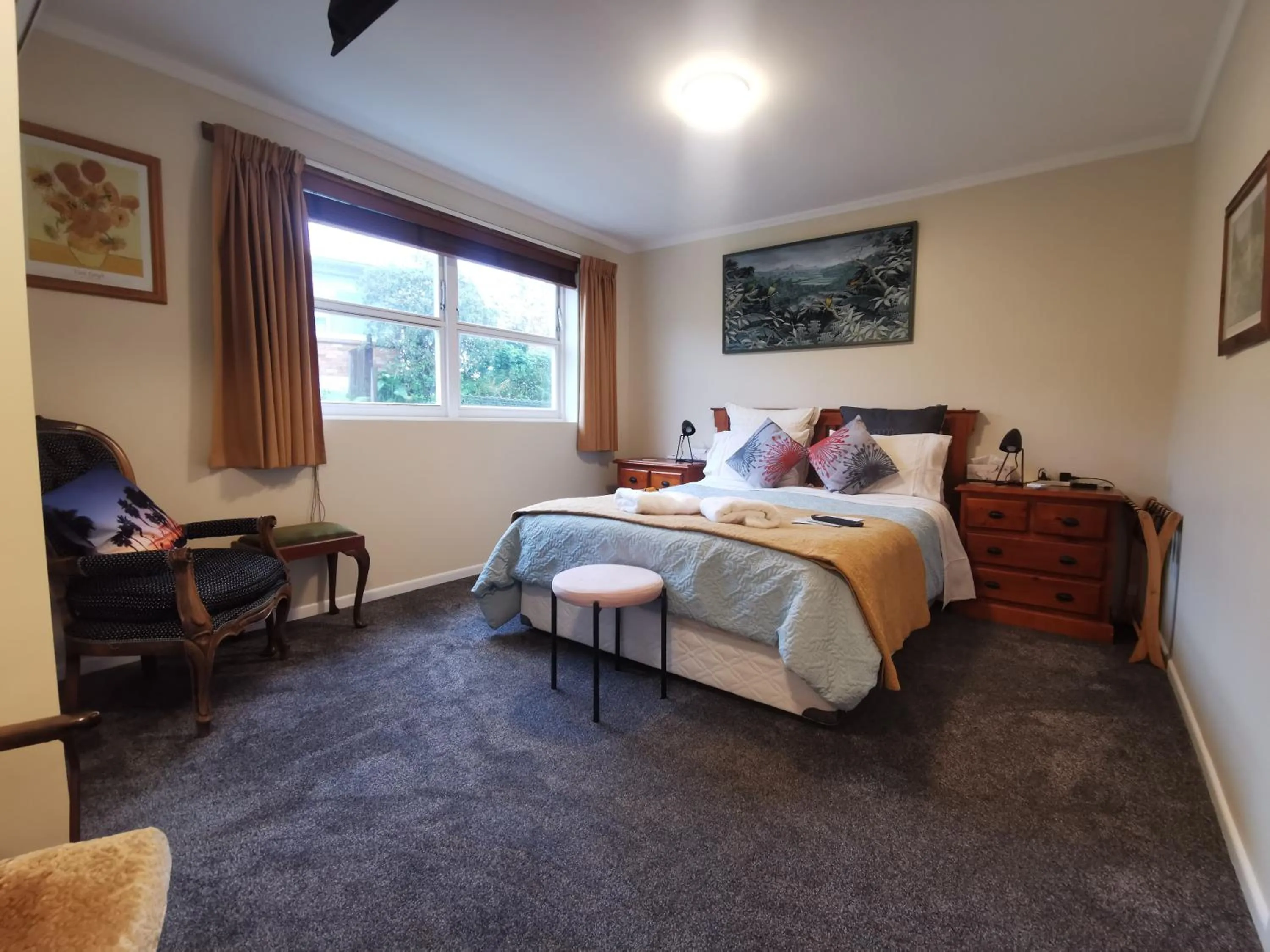 Bed in Geyser Lookout BnB