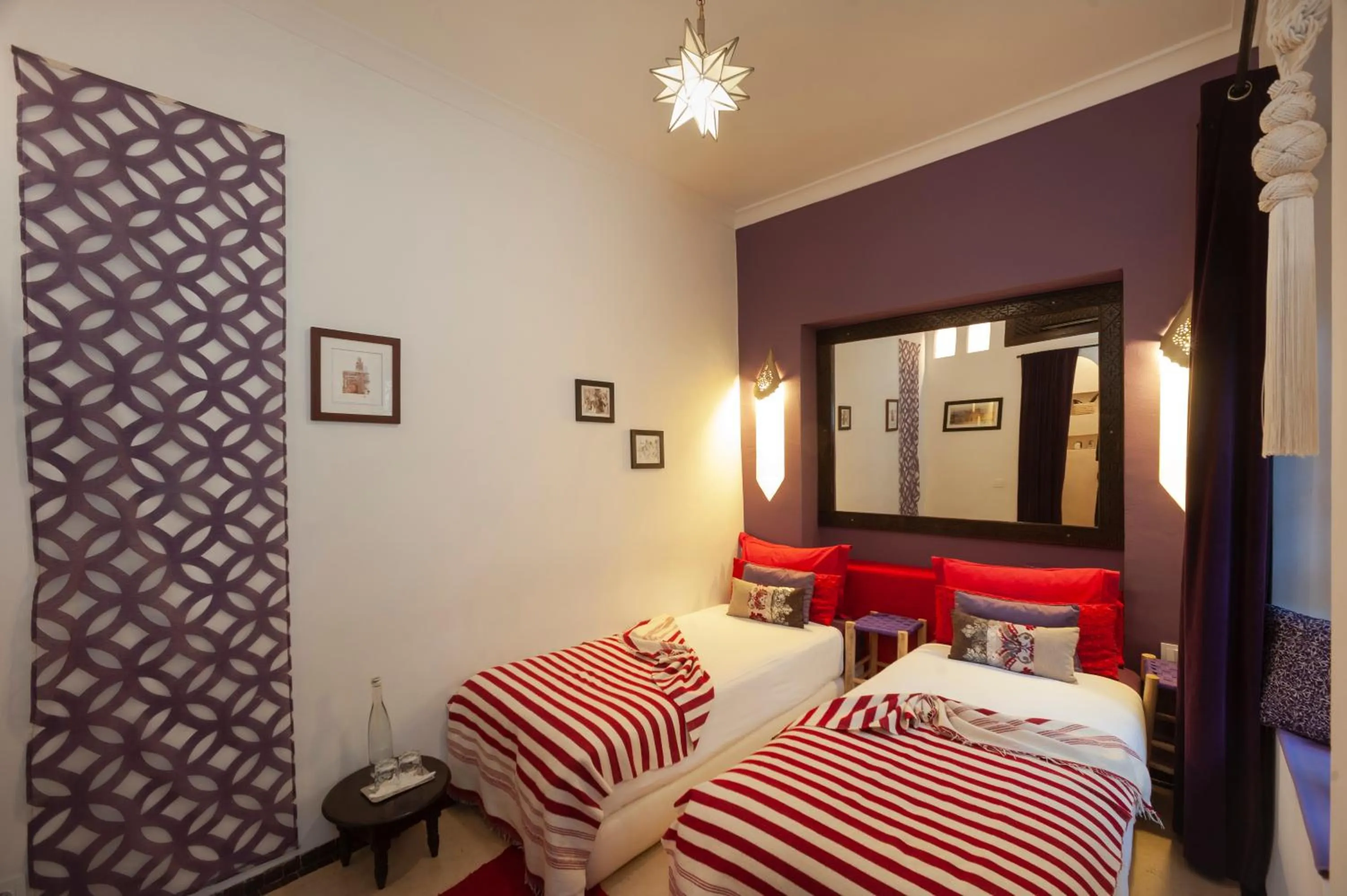 Photo of the whole room, Bed in Riad Boussa
