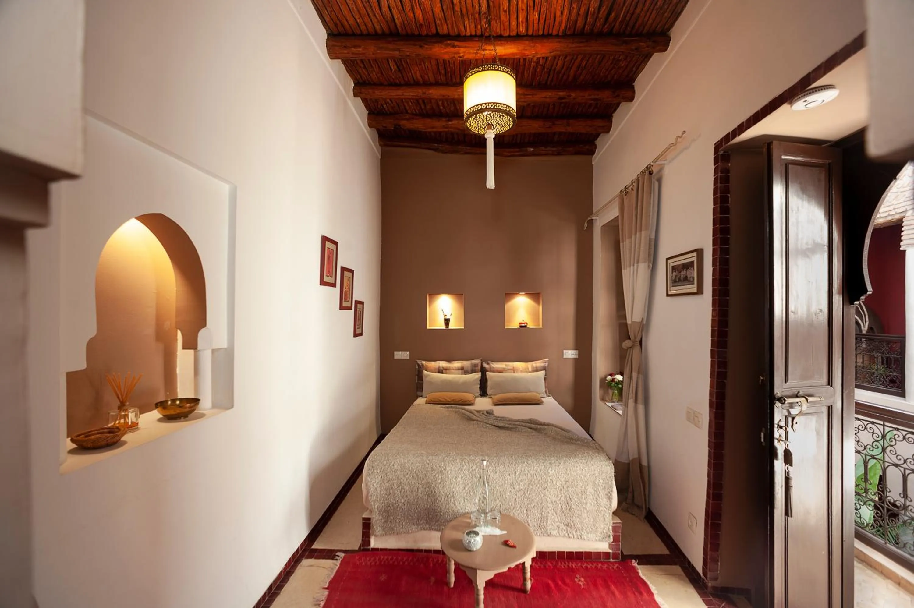 Photo of the whole room, Bed in Riad Boussa