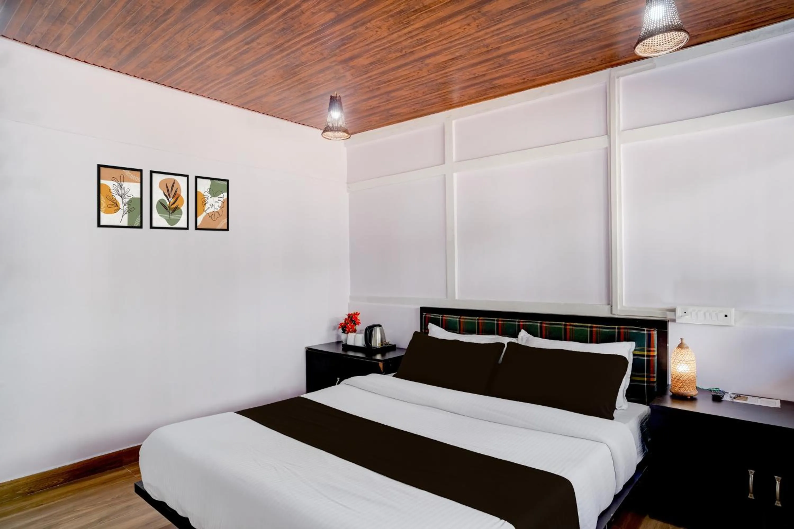 Bedroom, Bed in Collection O Police Bazar Shillong Formerly Pillars House