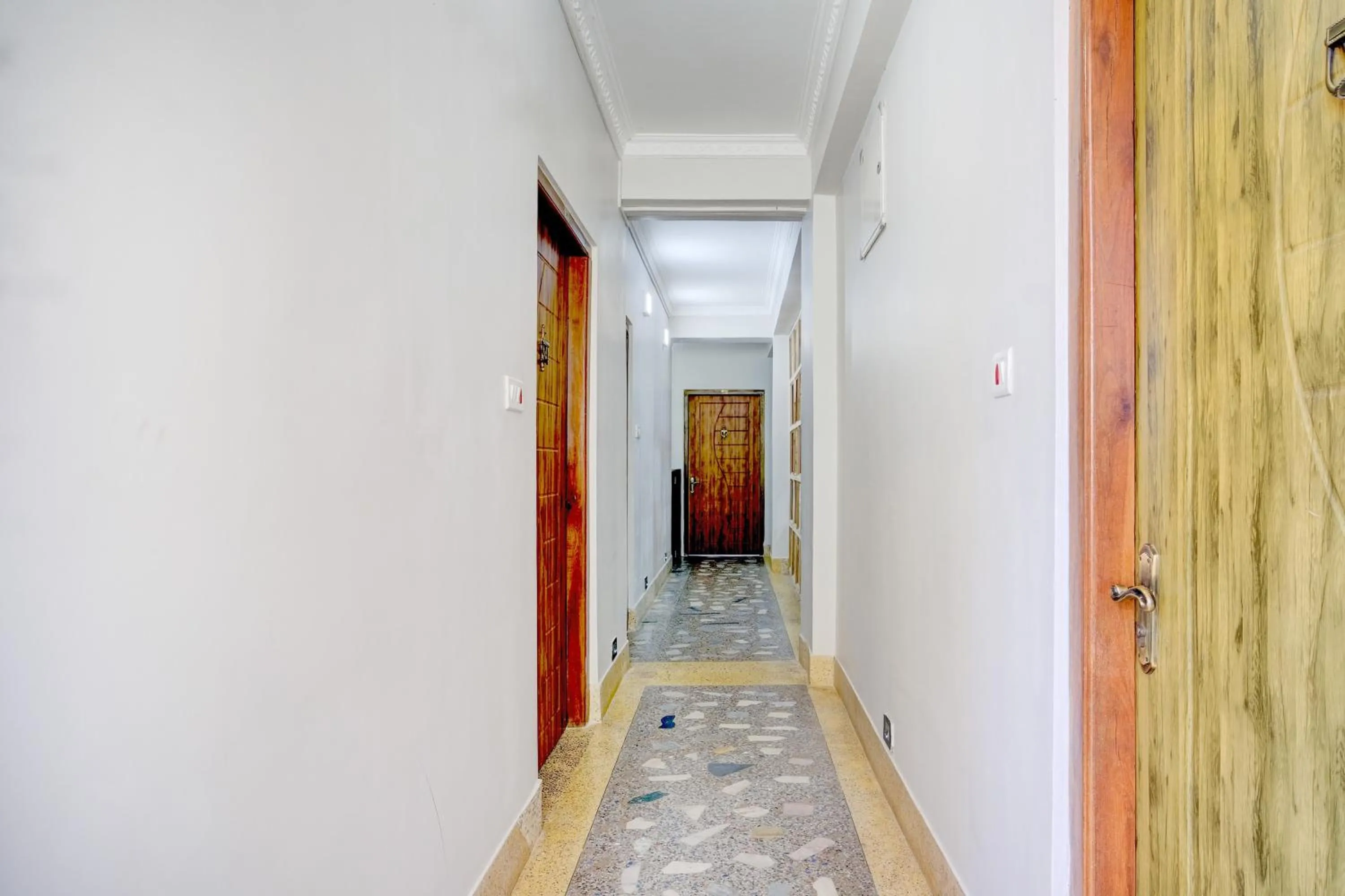 Lobby or reception in Super Collection O Police Bazar Shillong Formerly Pillars House