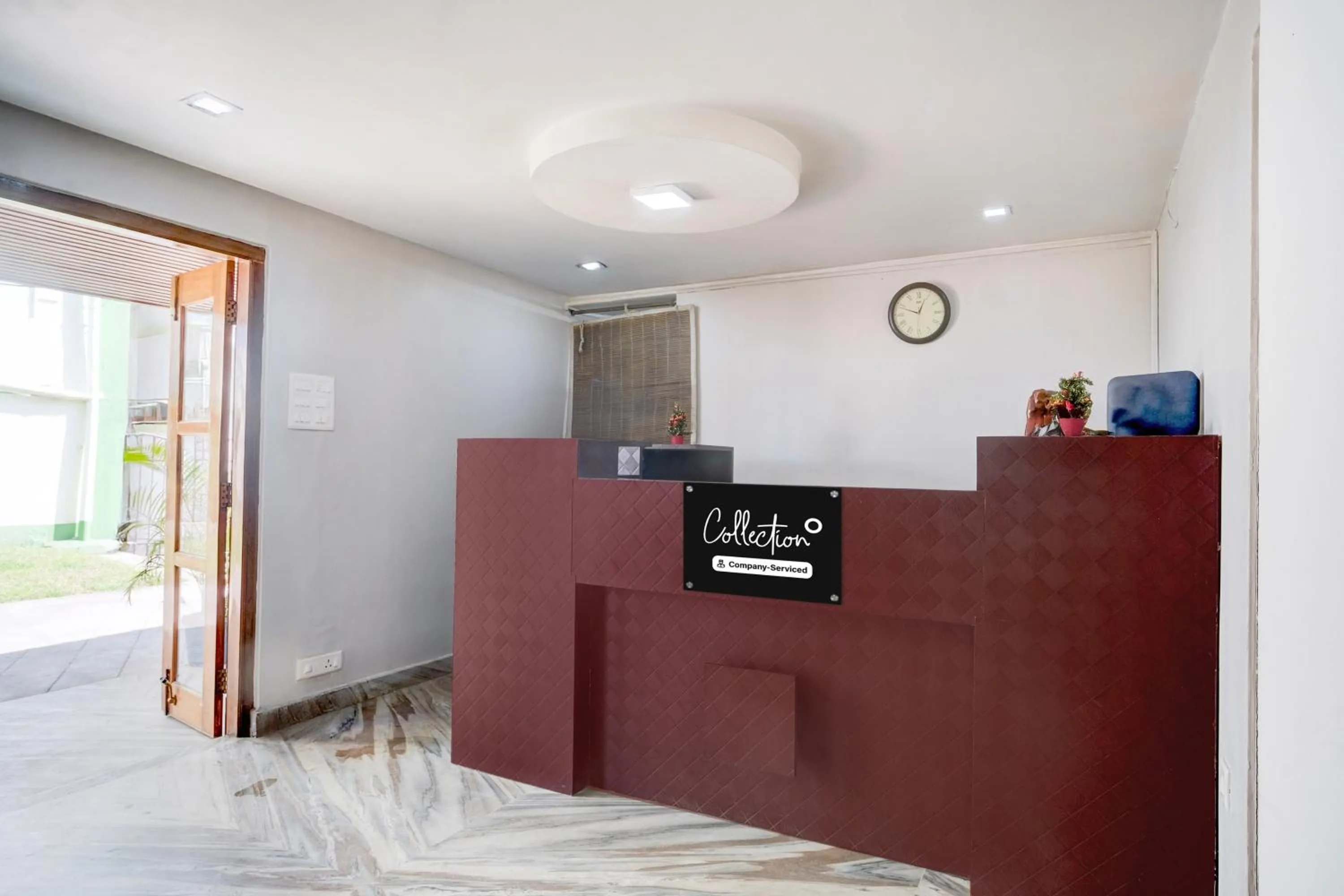 Lobby or reception in Collection O Police Bazar Shillong Formerly Pillars House