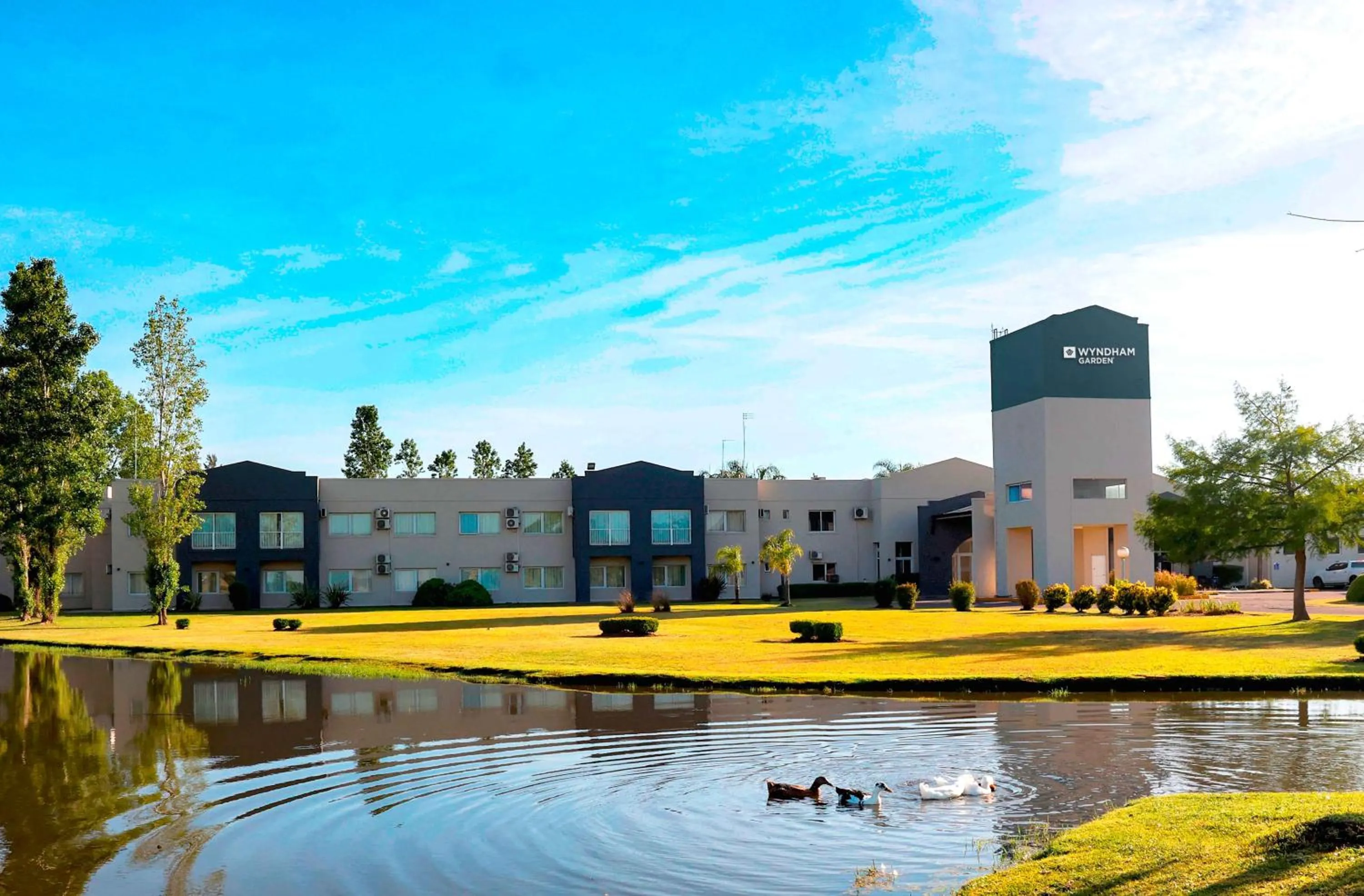 Property building in Wyndham Garden Campana