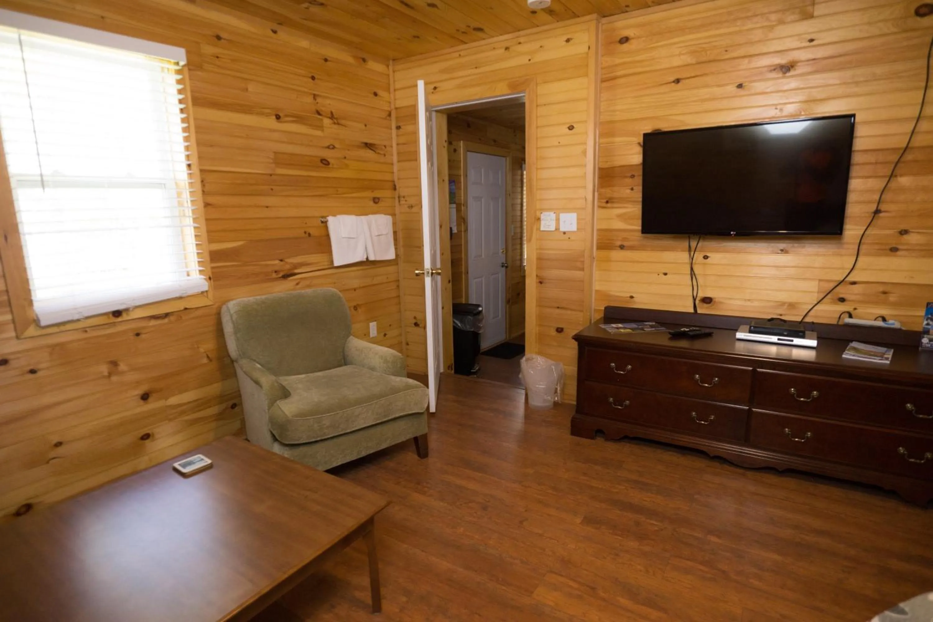 North Rustico Motel & Cottages