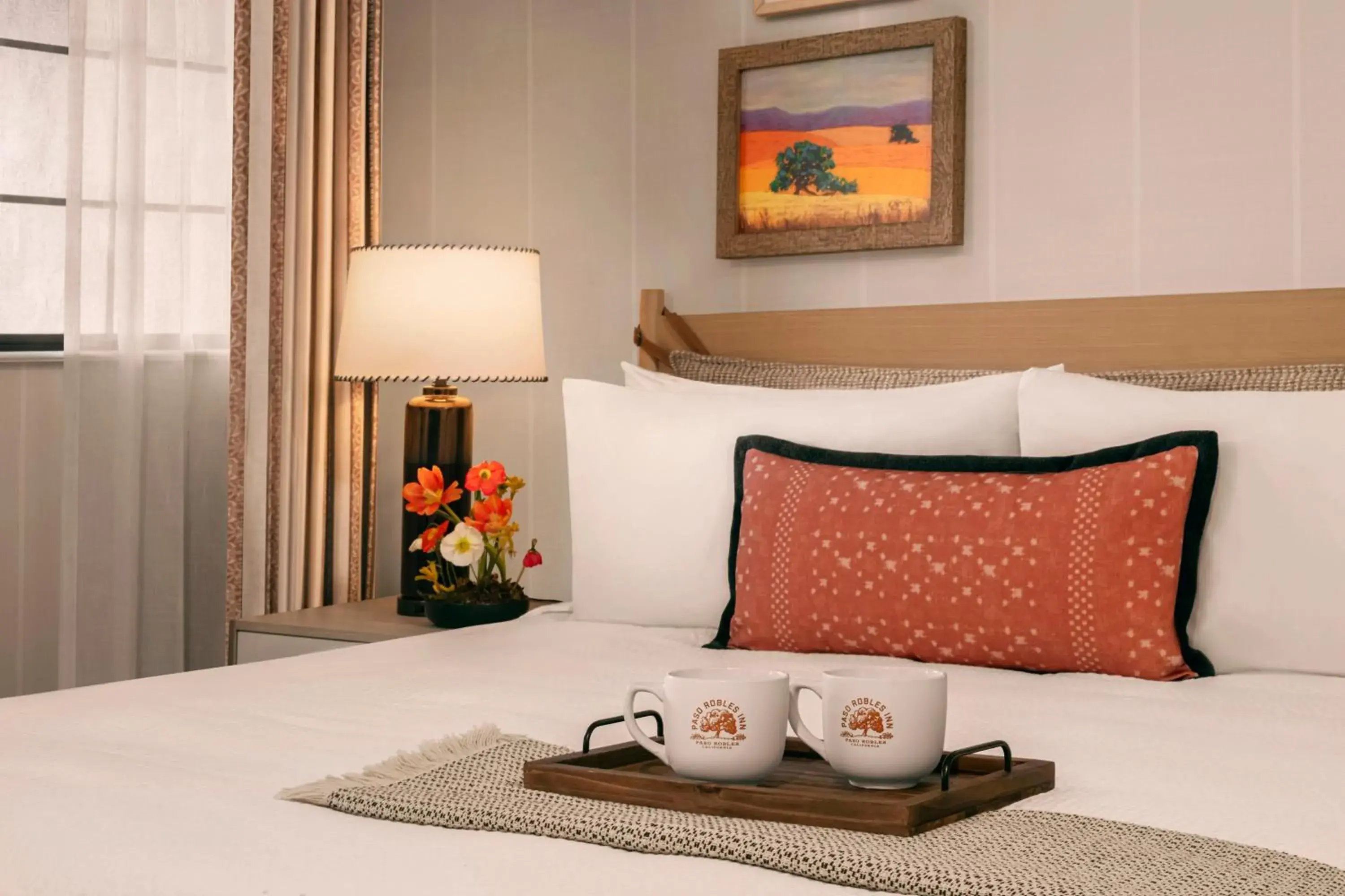 Superior King Room in Paso Robles Inn Superior King Room in Paso Robles Inn