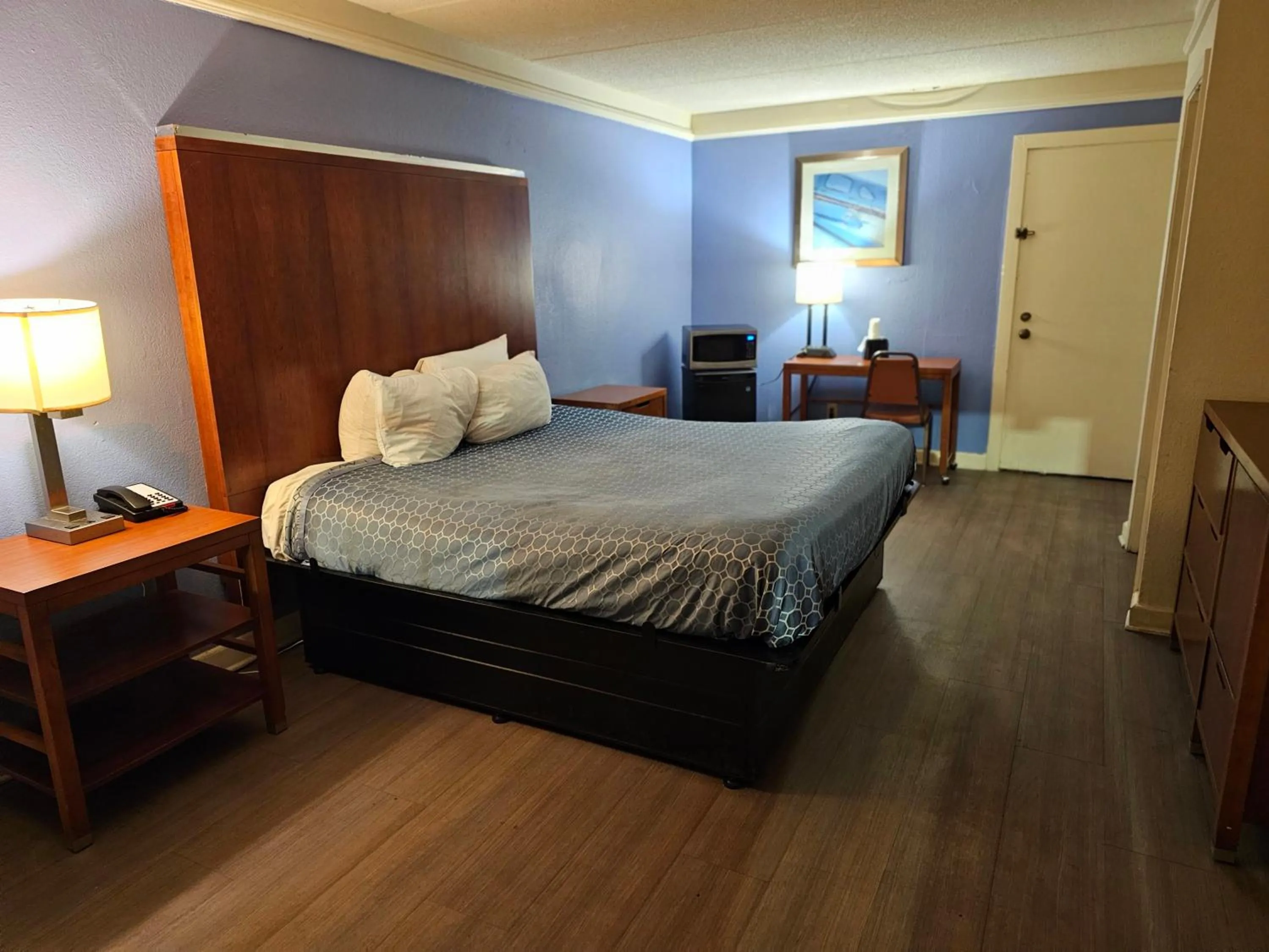 Knights Inn - Lithonia