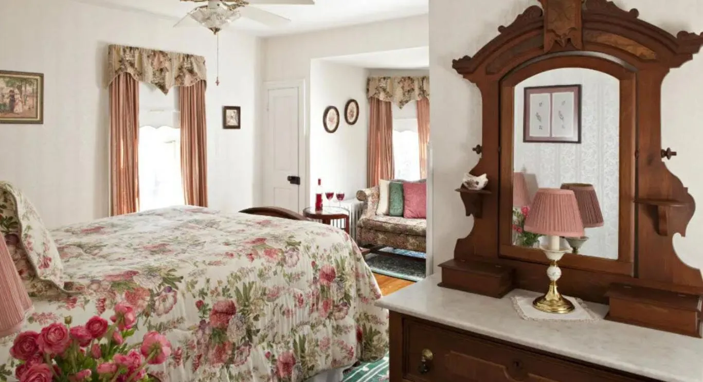 Bed in Brickhouse Inn B&B