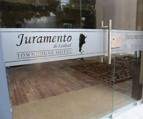 Facade/entrance in Hotel Juramento
