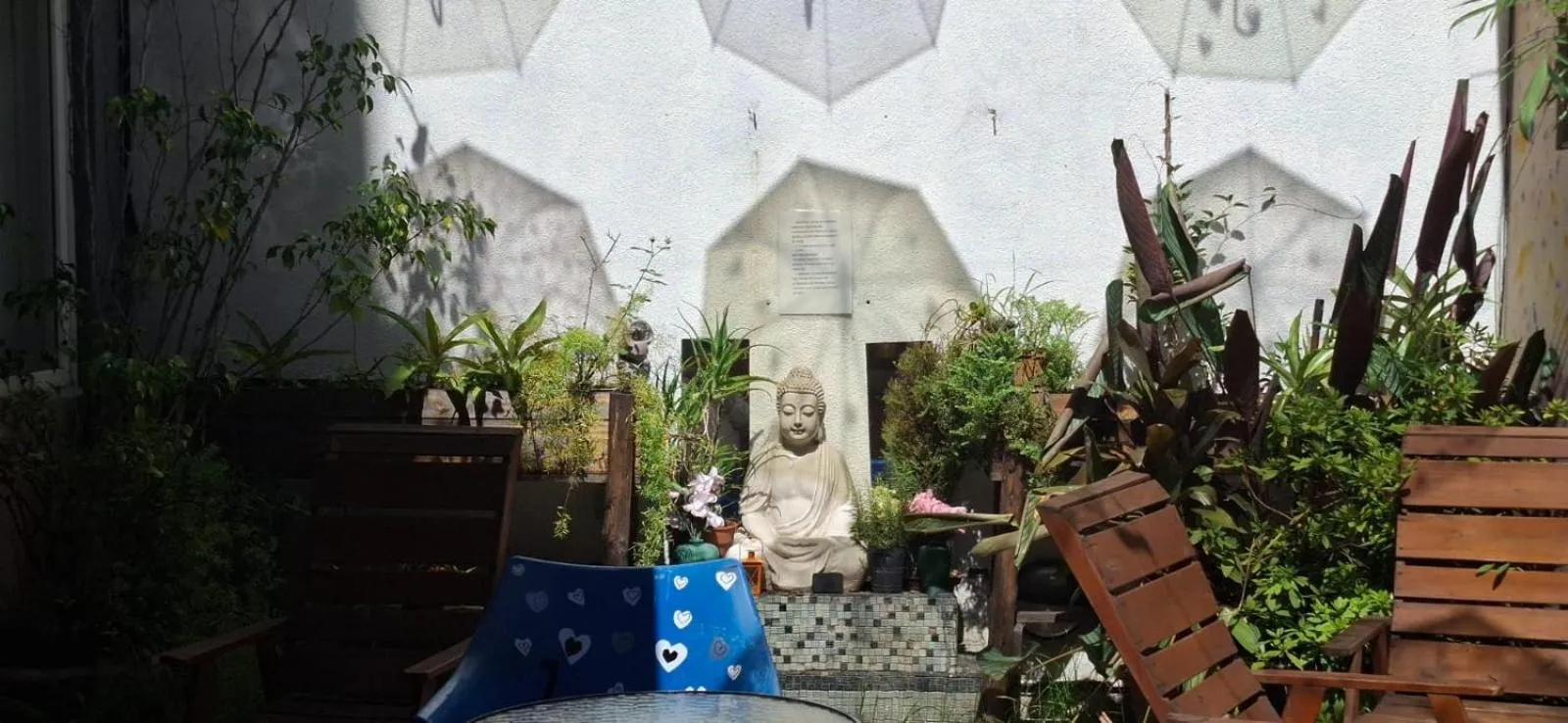 Garden view in Hotel Juramento