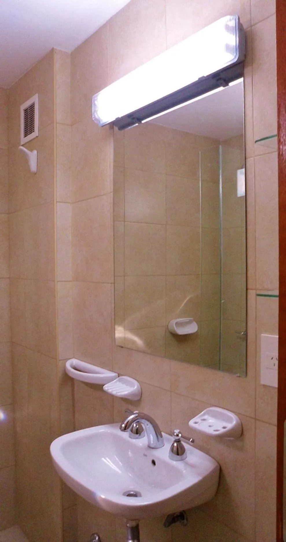 Bathroom in Hotel Juramento