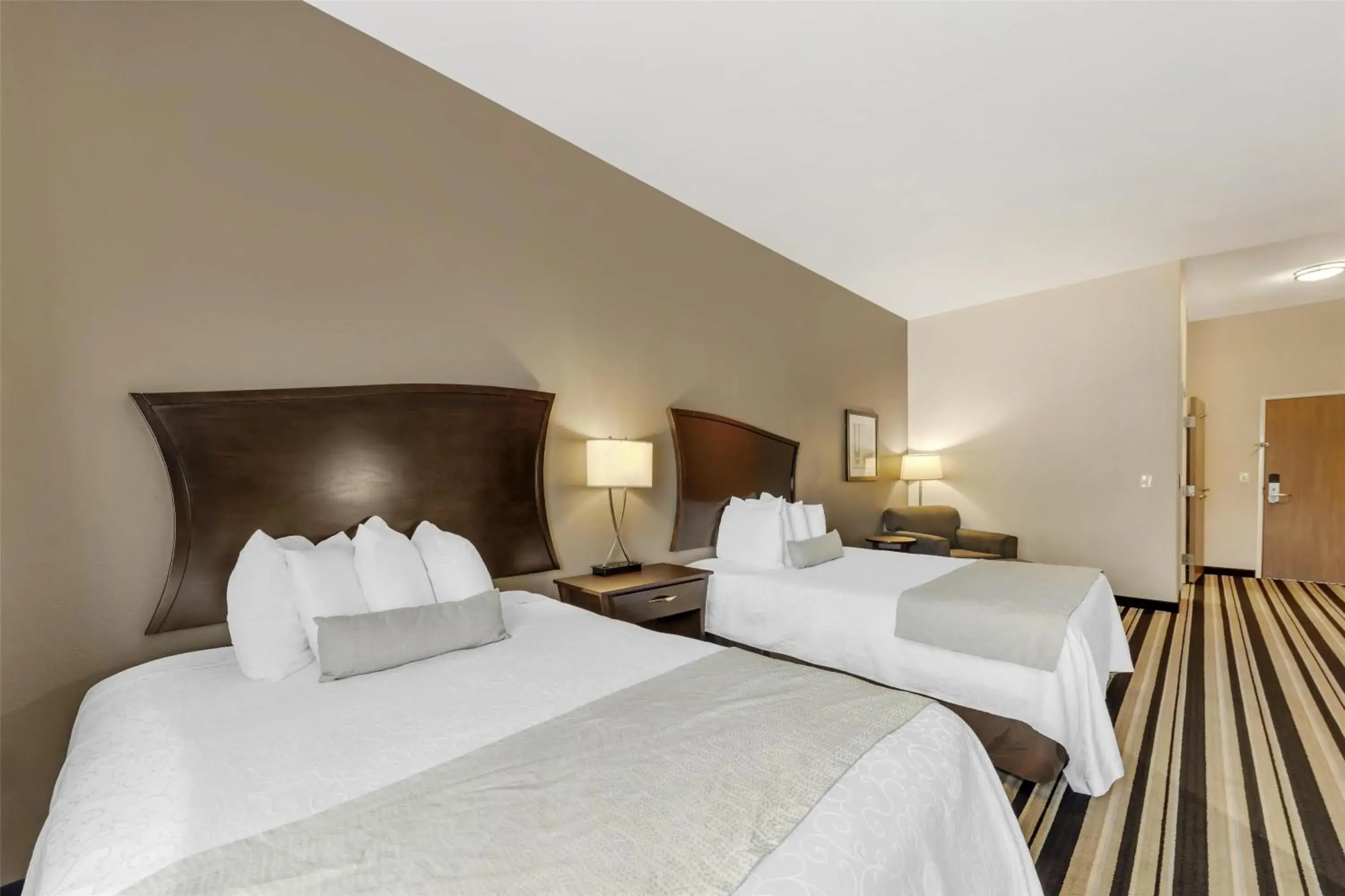 Queen Room with Two Queen Beds and Bath Tub - Disability Access in Best Western Plus Sand Bass Inn and Suites Queen Room with Two Queen Beds and Bath Tub - Disability Access in Best Western Plus Sand Bass Inn and Suites