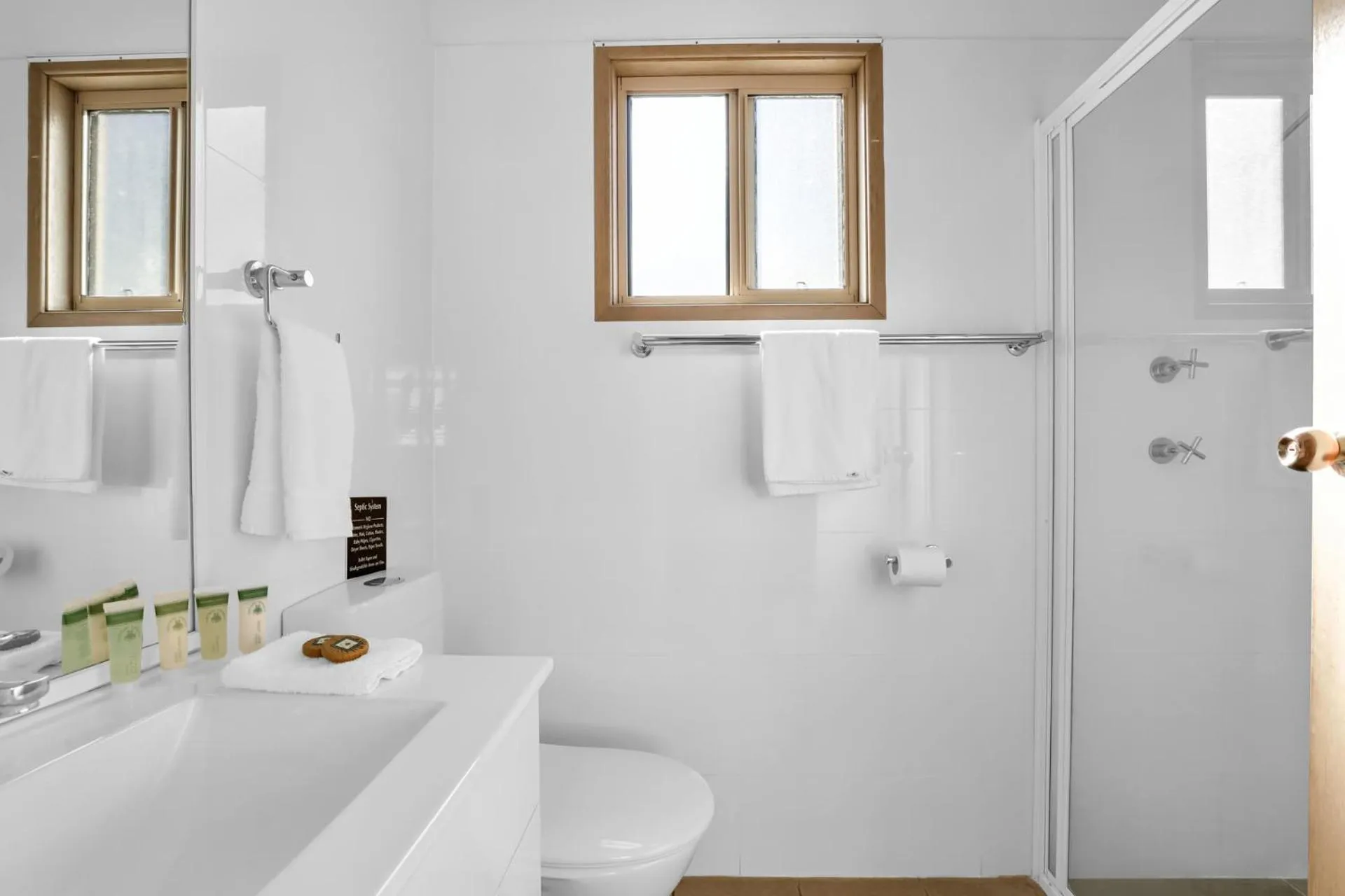 Property building in Werri Beach Holiday Park