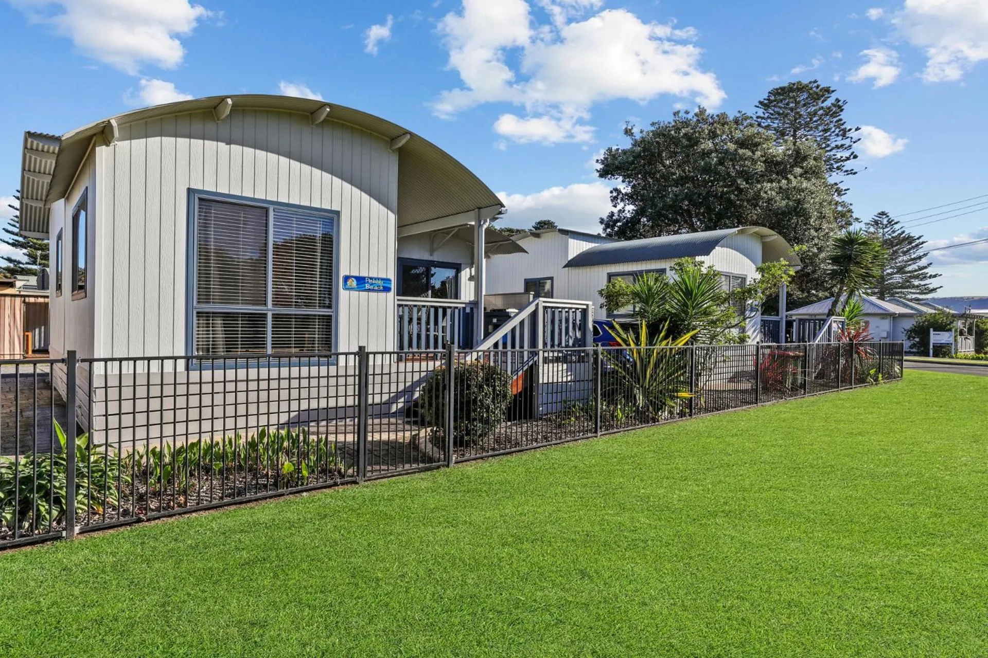 Property building in Werri Beach Holiday Park